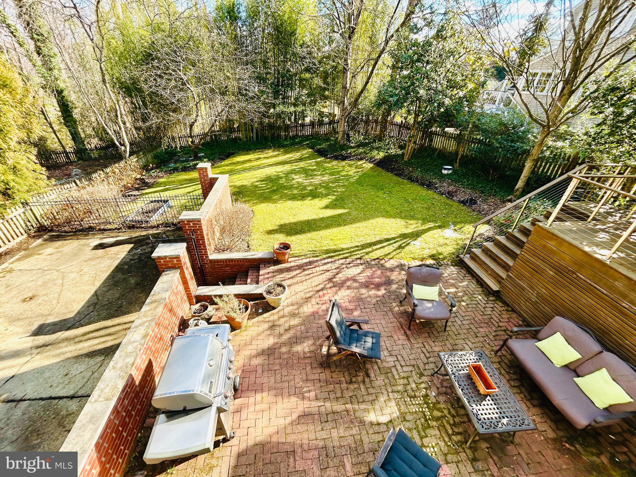 ROLLINGWOOD - Residential