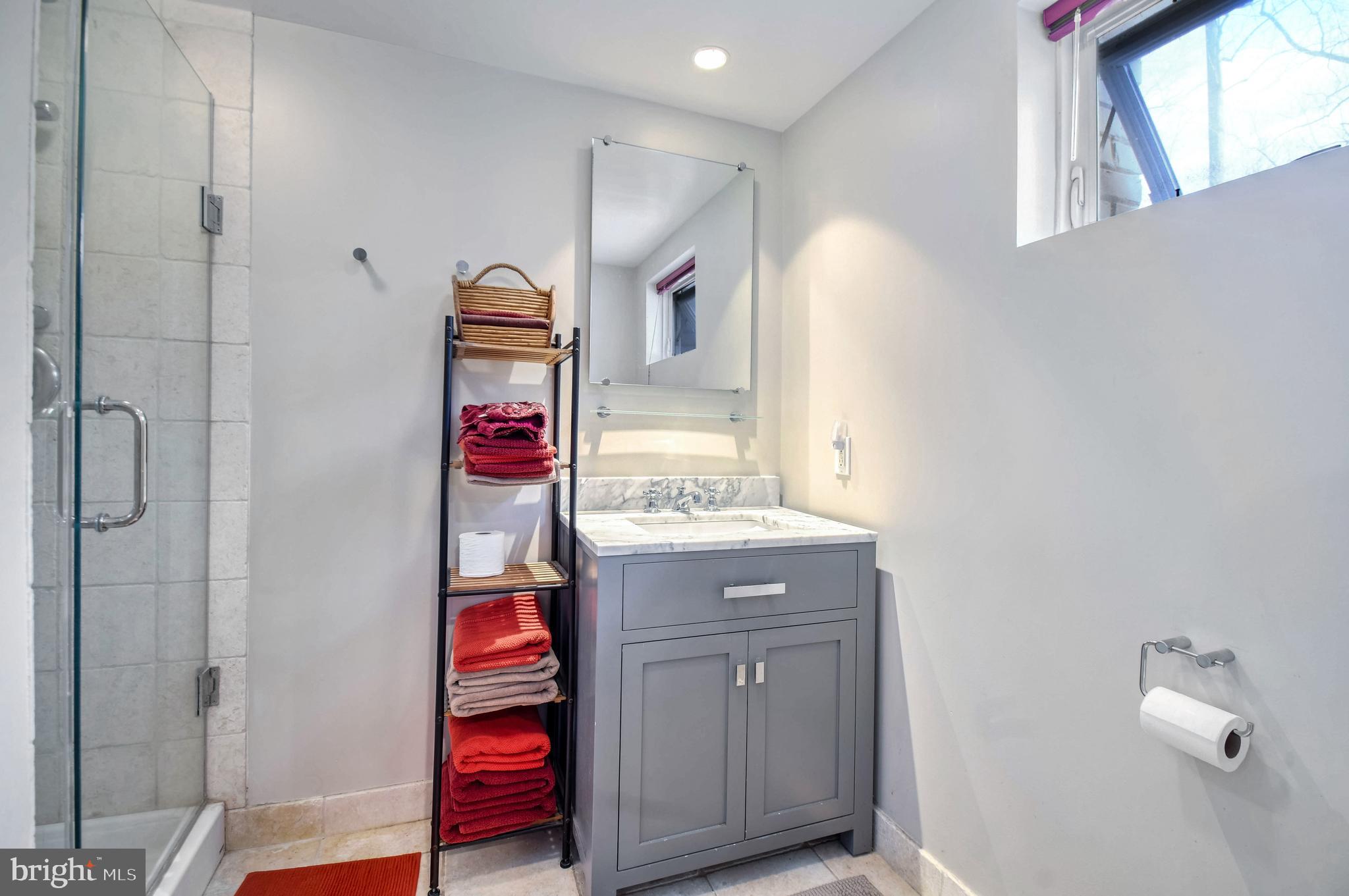 ROLLINGWOOD - Residential