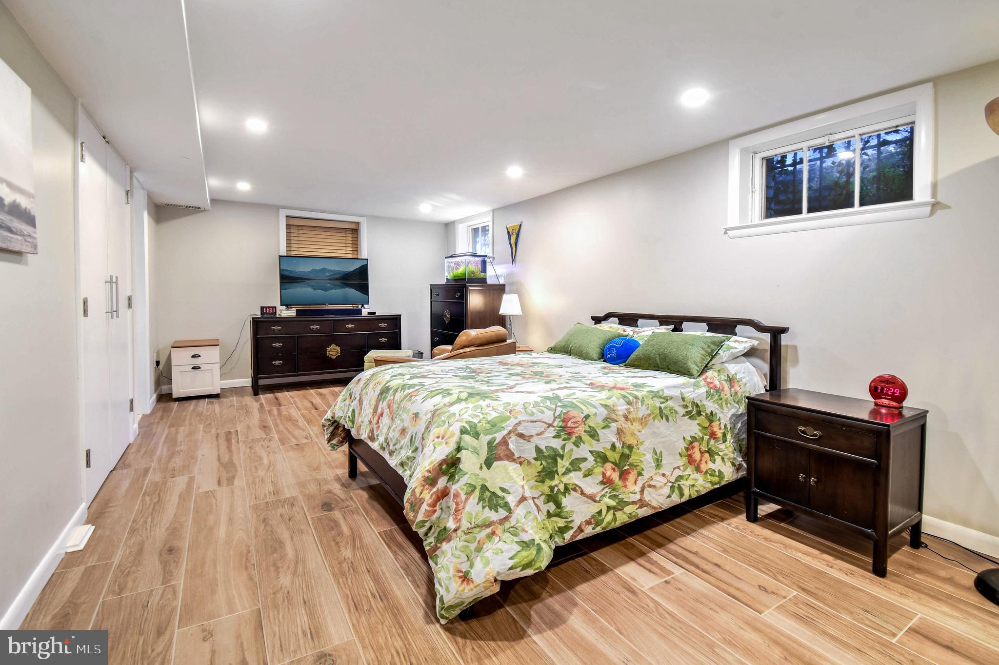 ROLLINGWOOD - Residential