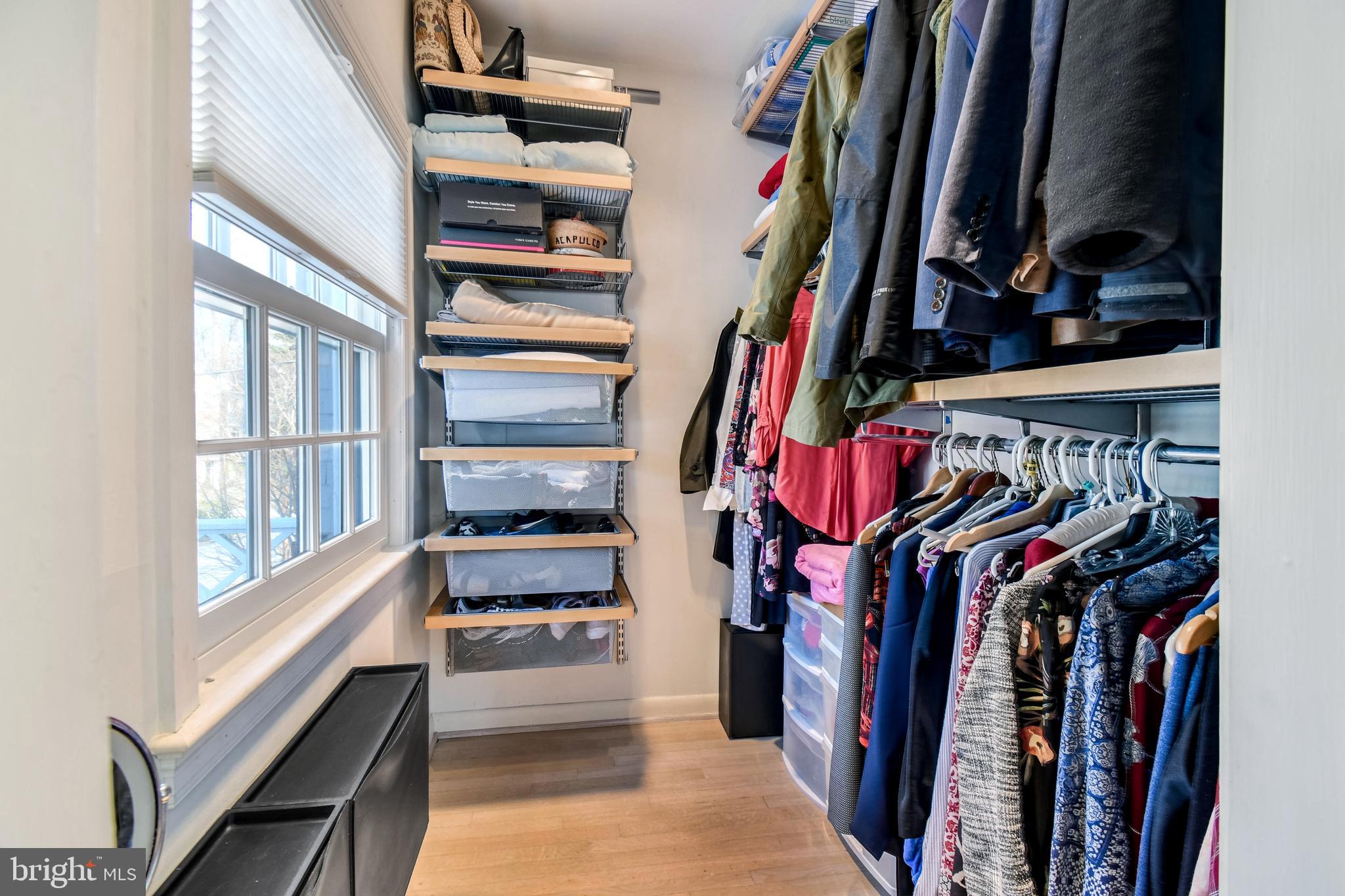 ROLLINGWOOD - Residential