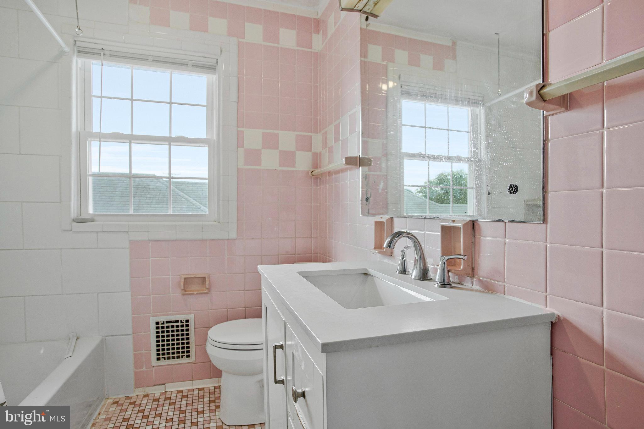 ROSEMONT - Residential