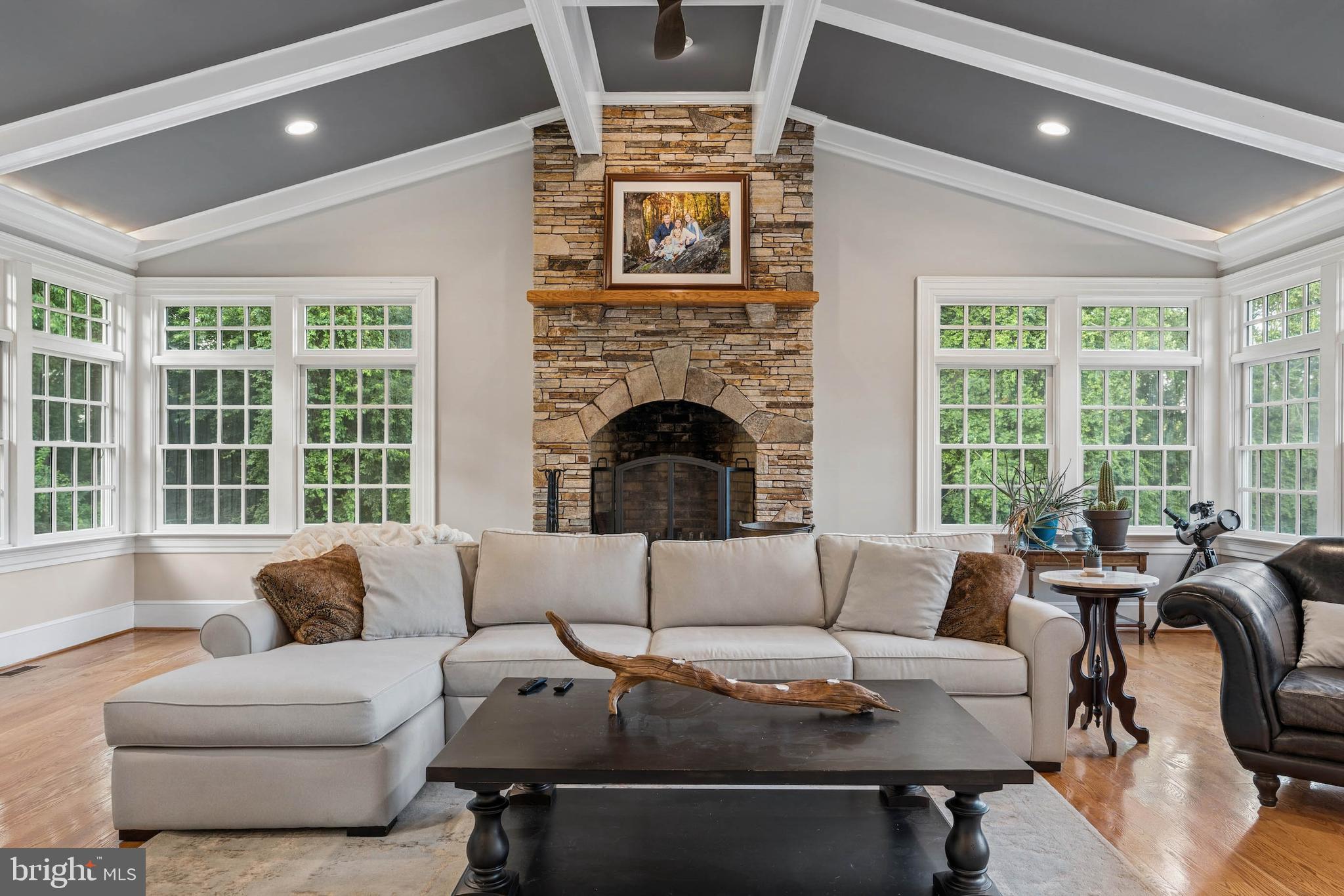 806 STABLERSVILLE ROAD