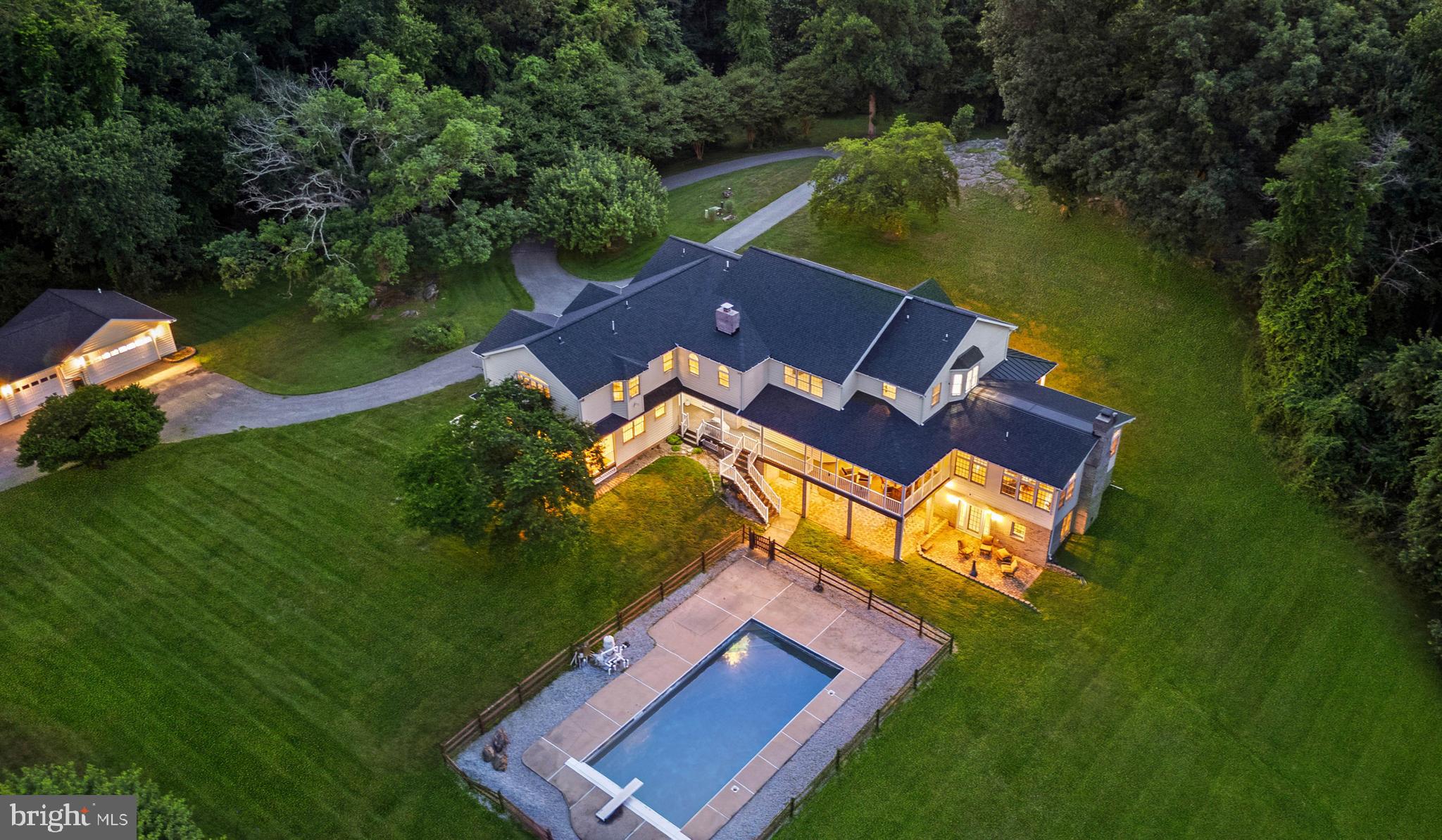 806 STABLERSVILLE ROAD