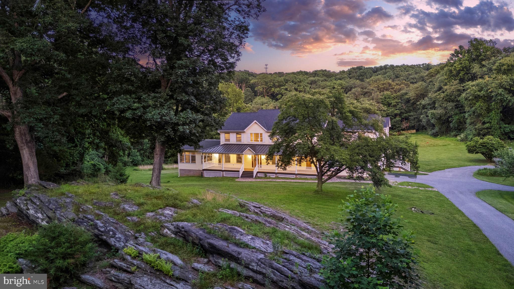 806 STABLERSVILLE ROAD