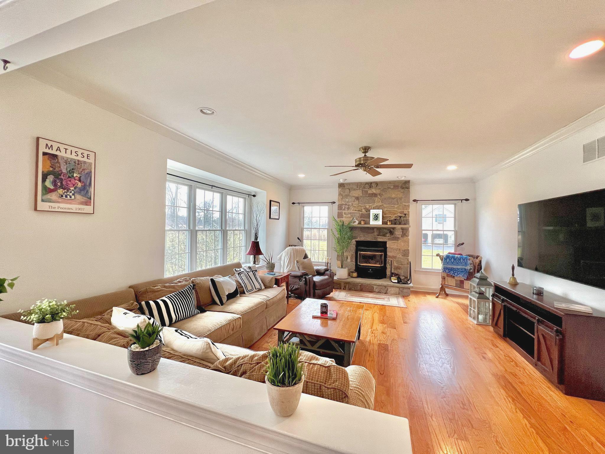 CARVERS RIDGE - Residential