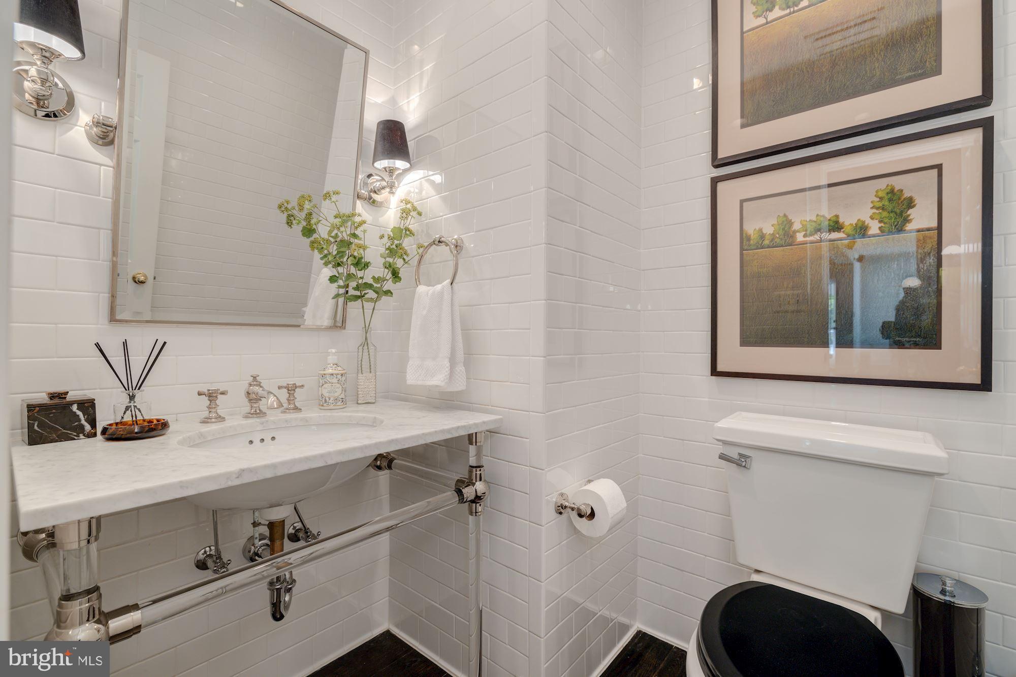 POTOMAC OVERLOOK - Residential