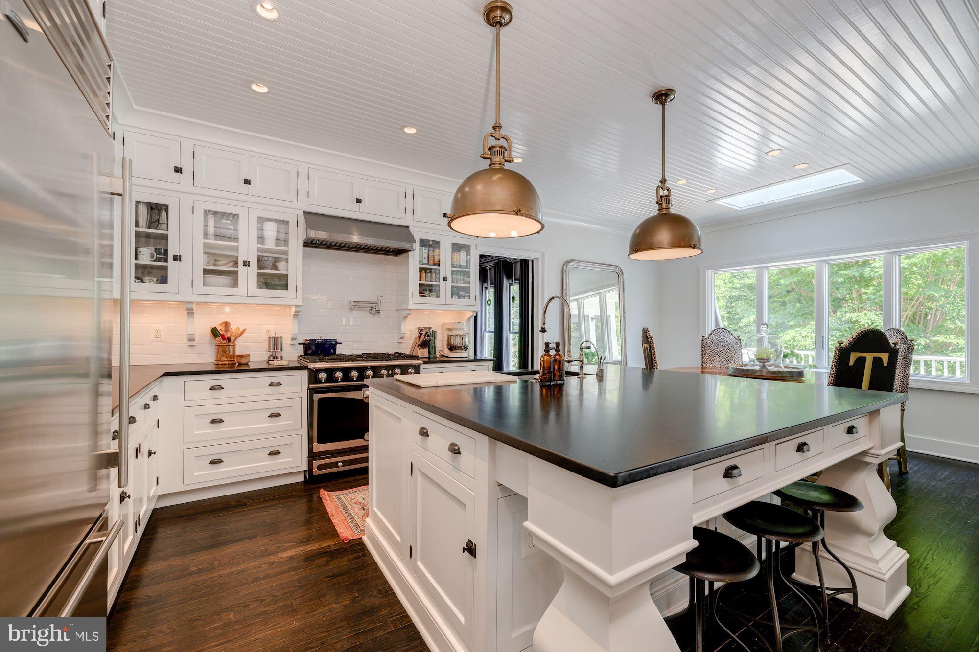 POTOMAC OVERLOOK - Residential