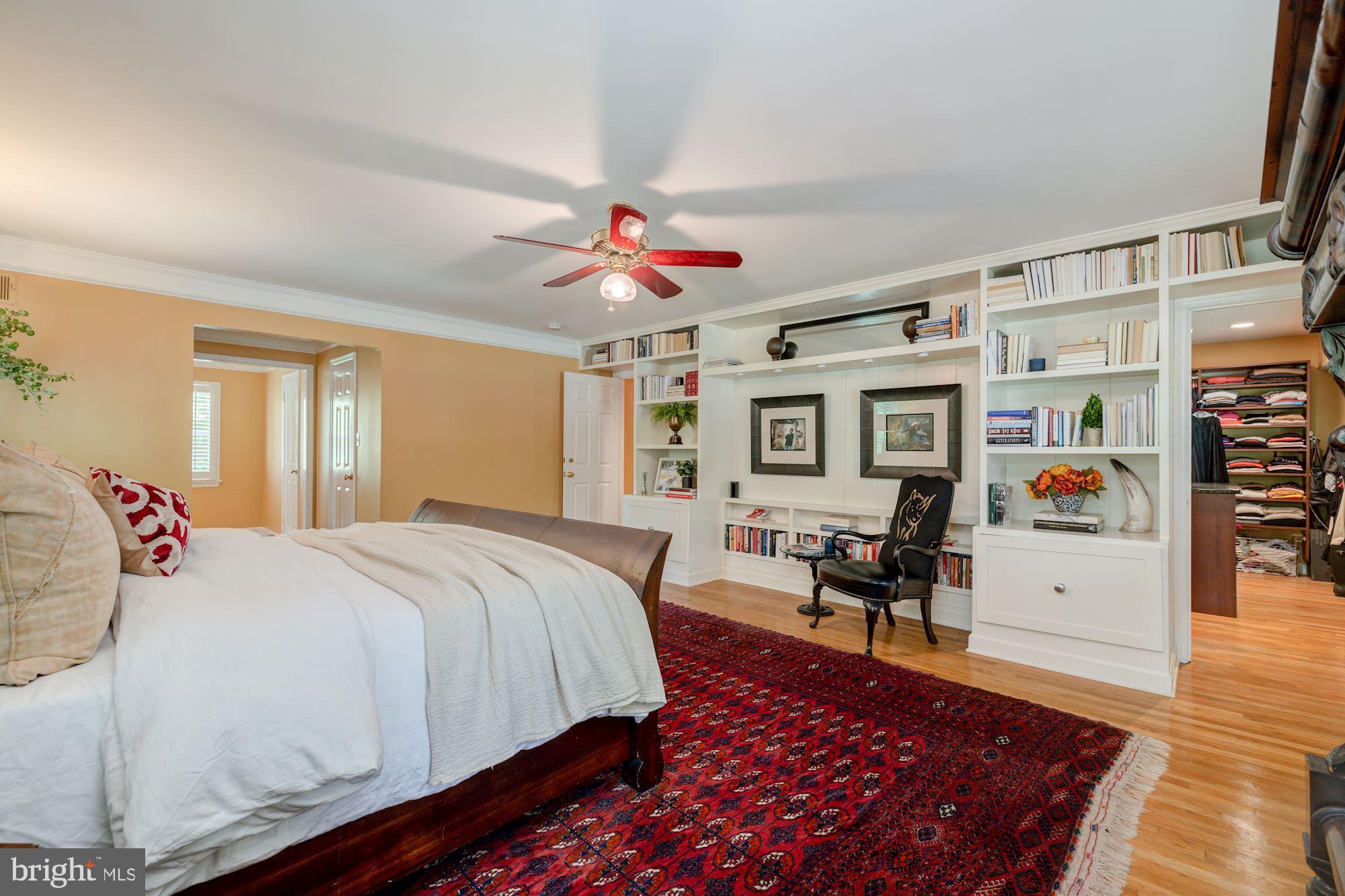 POTOMAC OVERLOOK - Residential