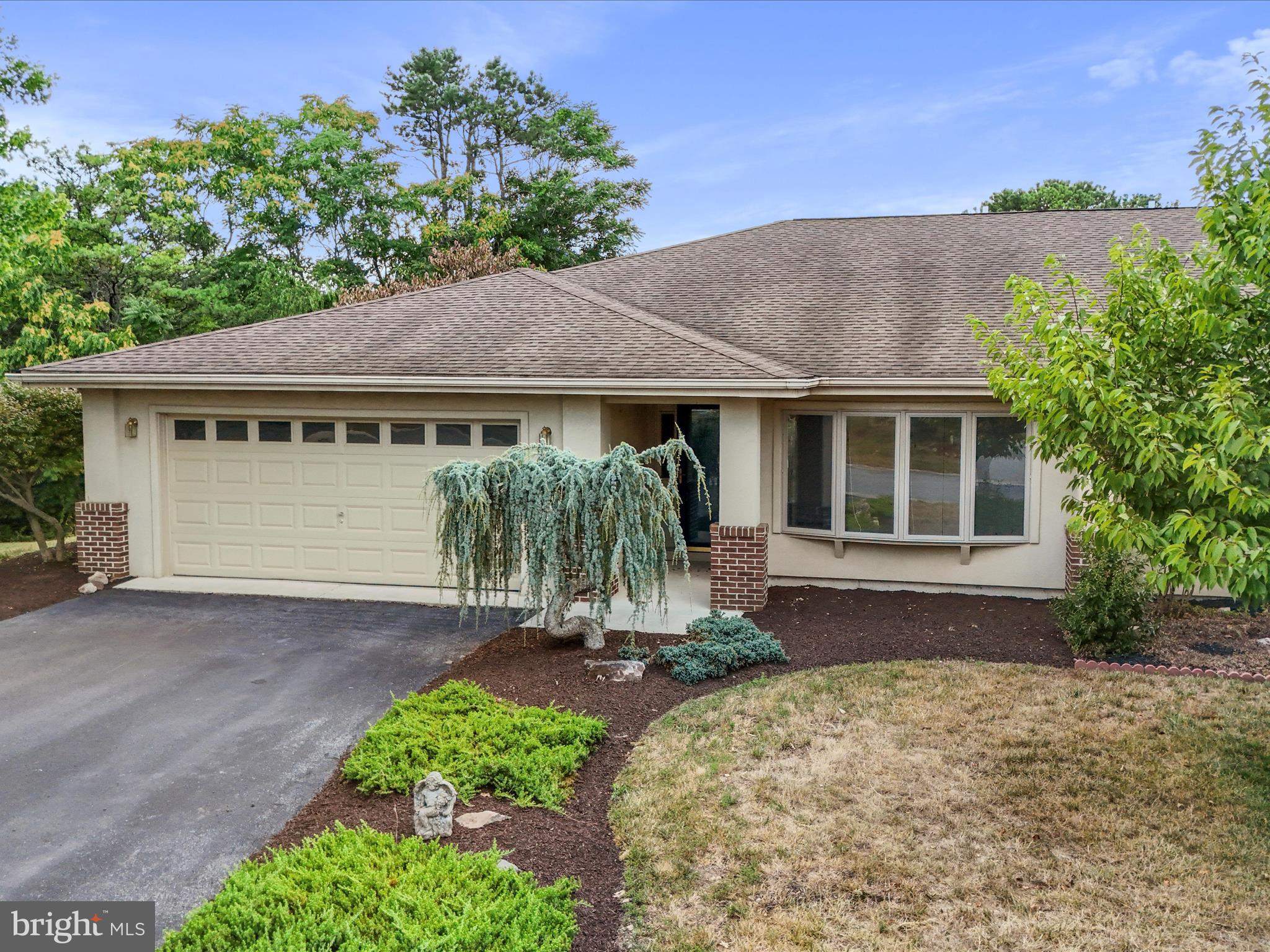 THE WOODS - Residential