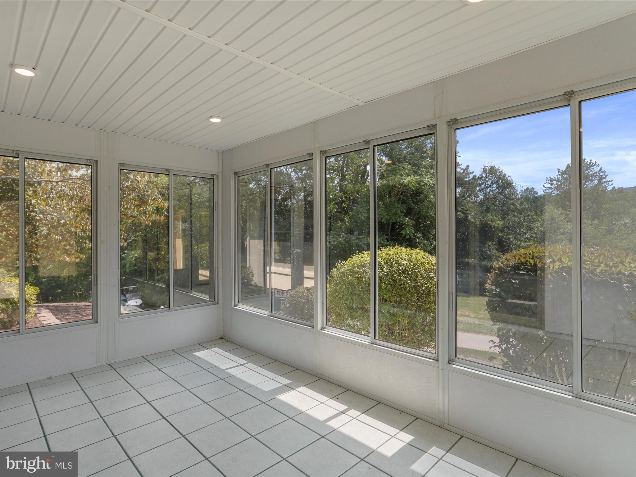 THE WOODS - Residential