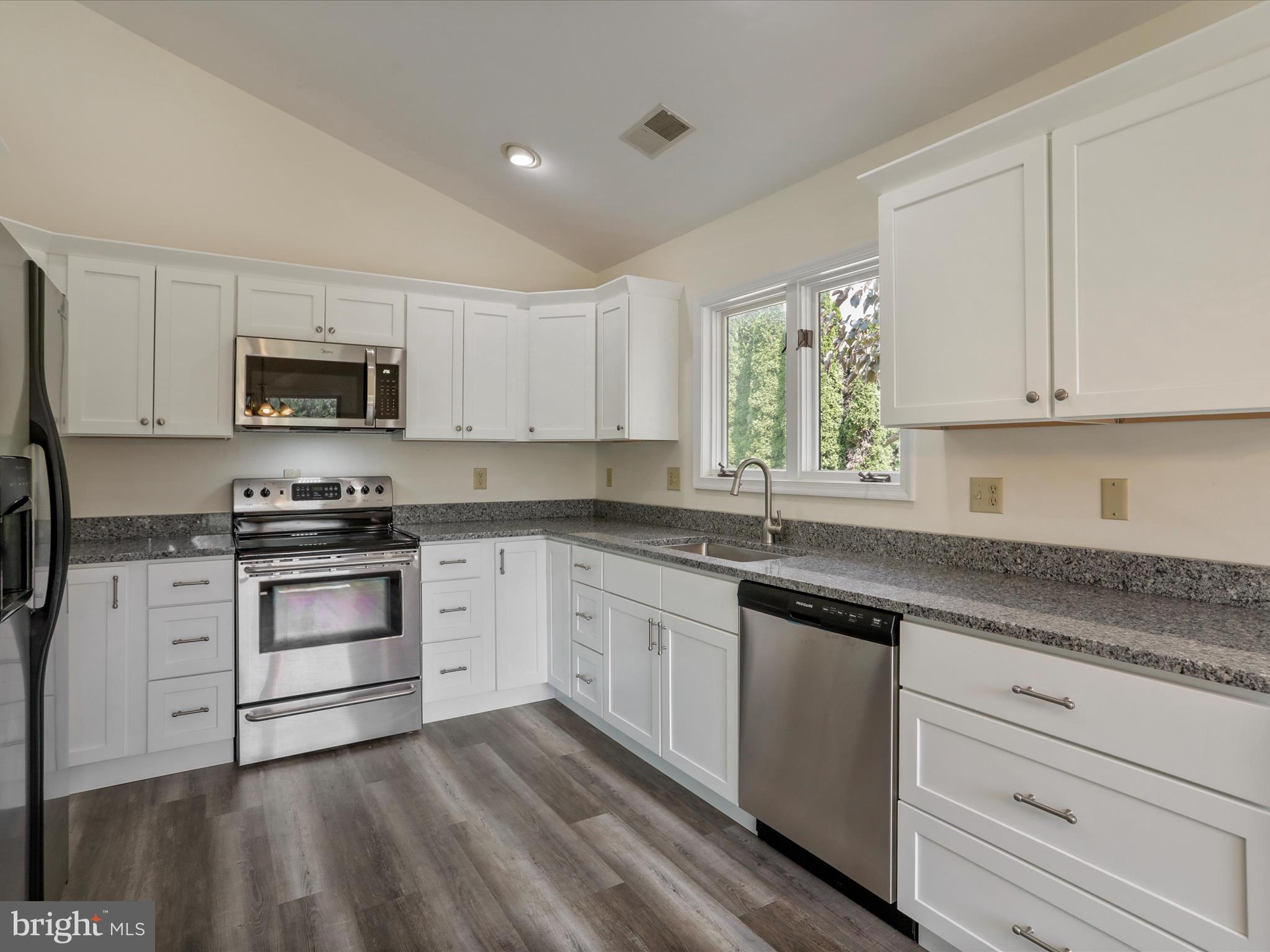 THE WOODS - Residential