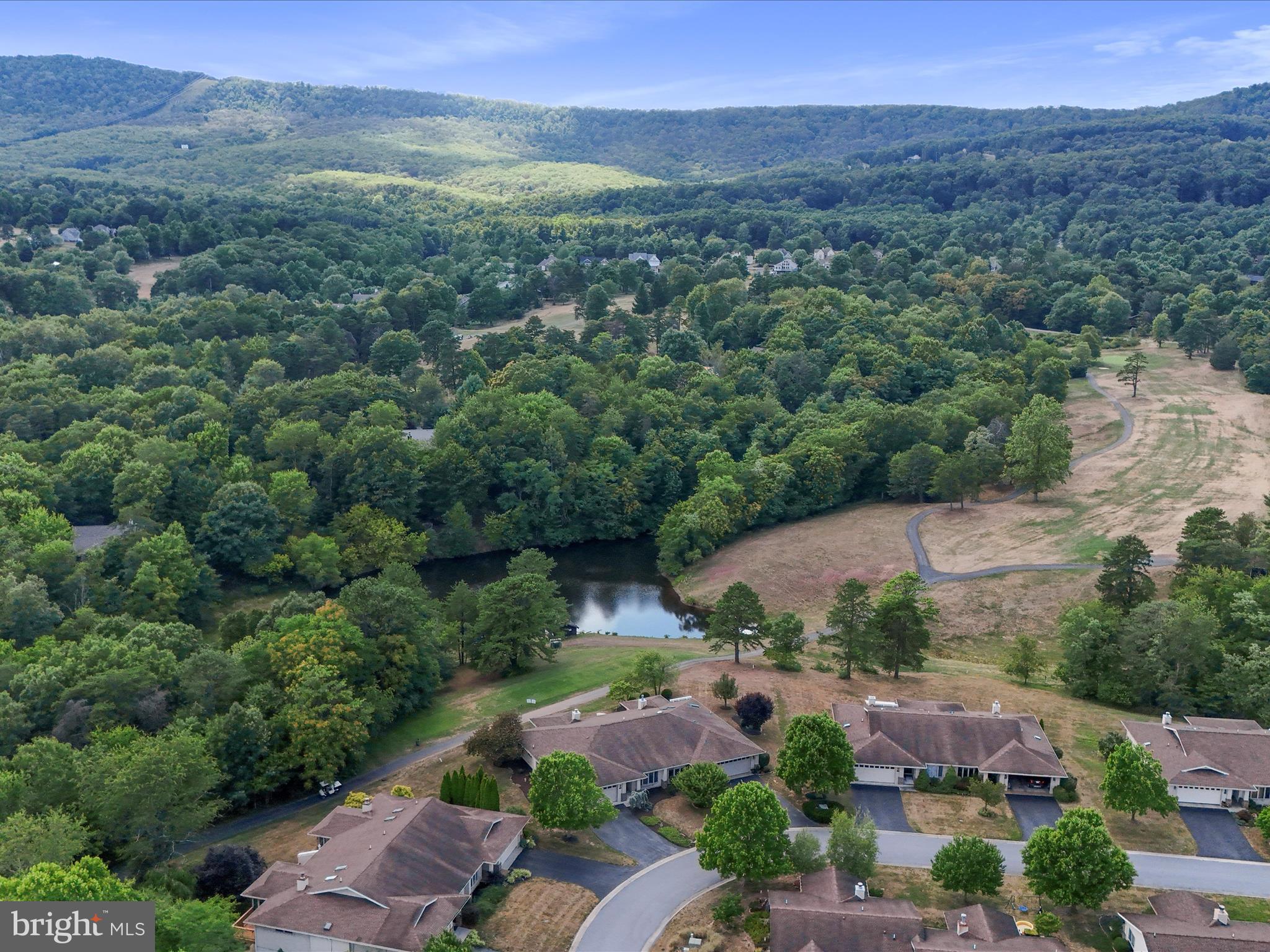 THE WOODS - Residential