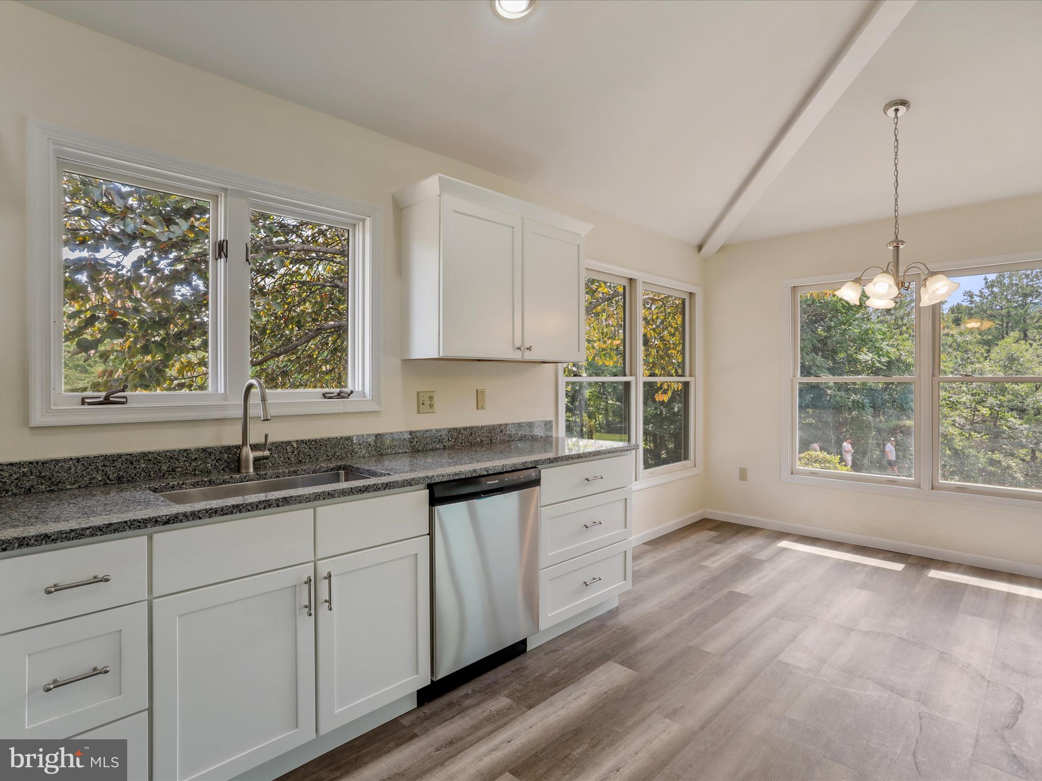 THE WOODS - Residential