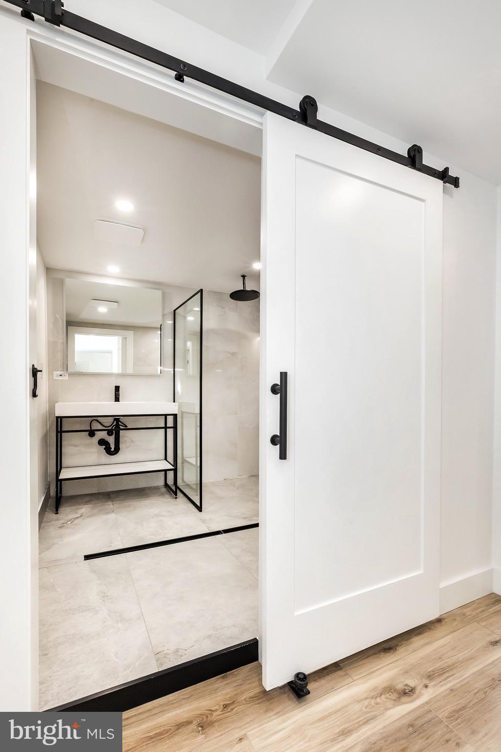 DUFIEF - Residential Lease