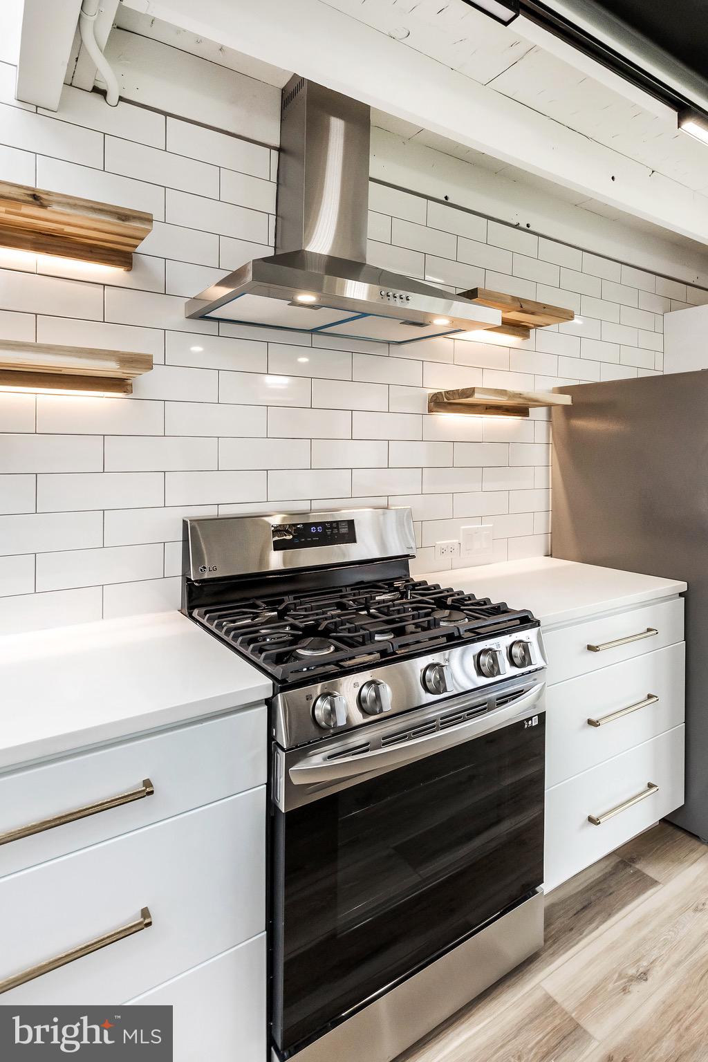 DUFIEF - Residential Lease