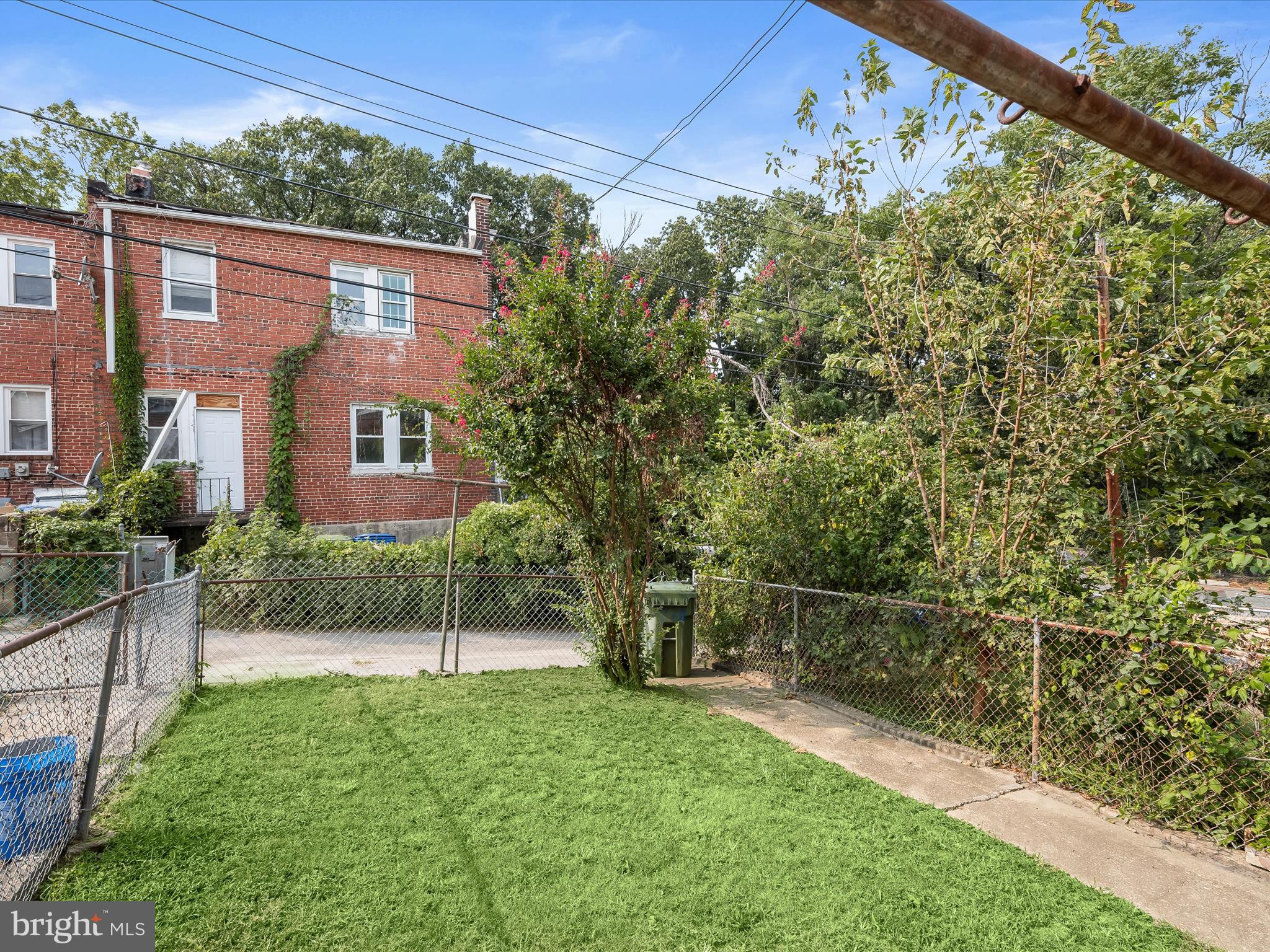 EDMONDSON VIILLAGE - Residential