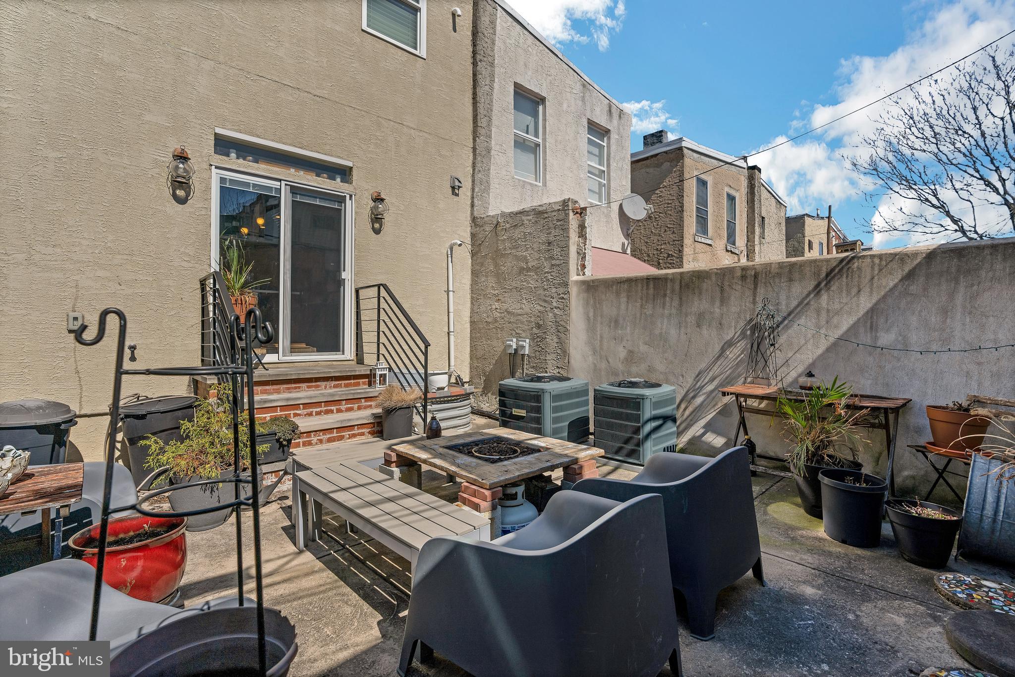 DICKINSON NARROWS - Residential