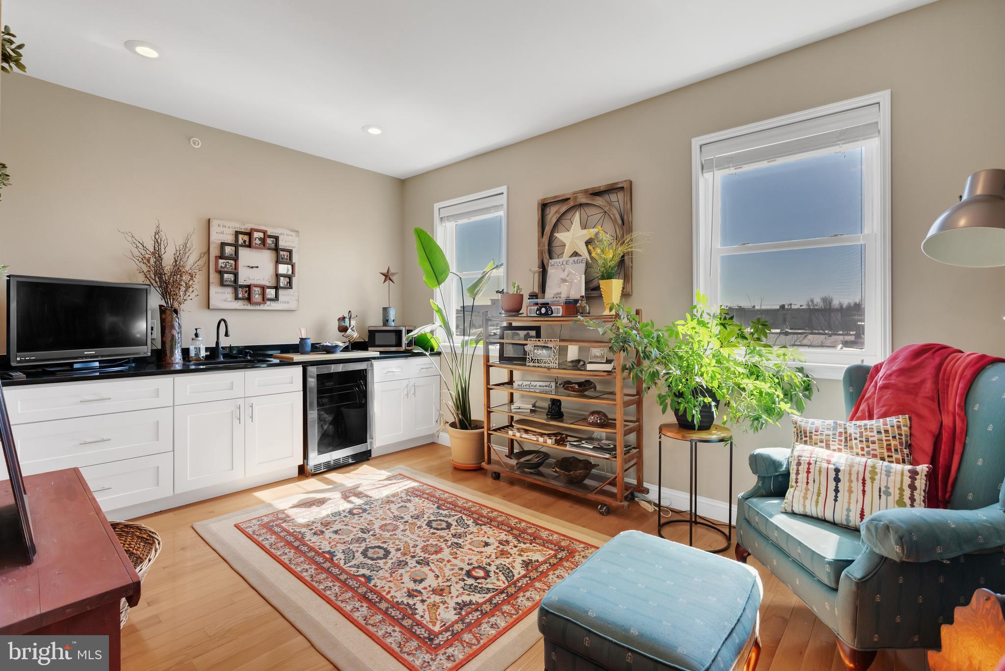 DICKINSON NARROWS - Residential