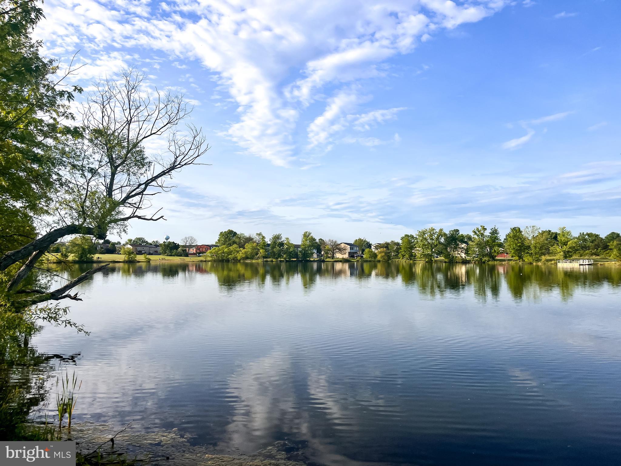 LAKESIDE - Residential