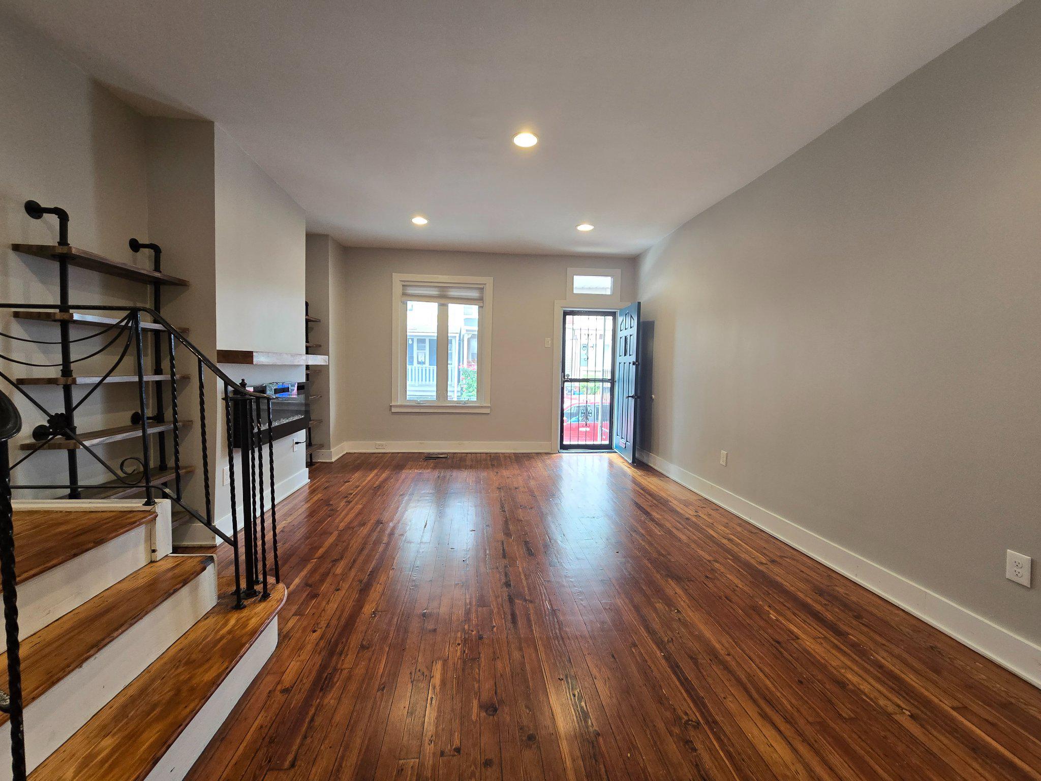 138 E PLEASANT STREET
