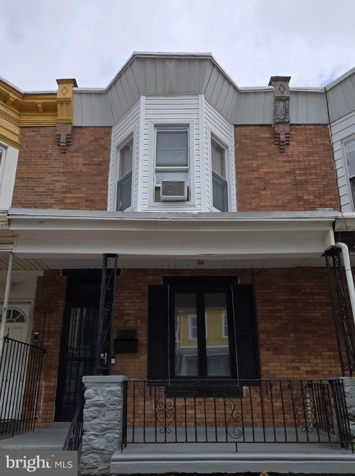 138 E PLEASANT STREET