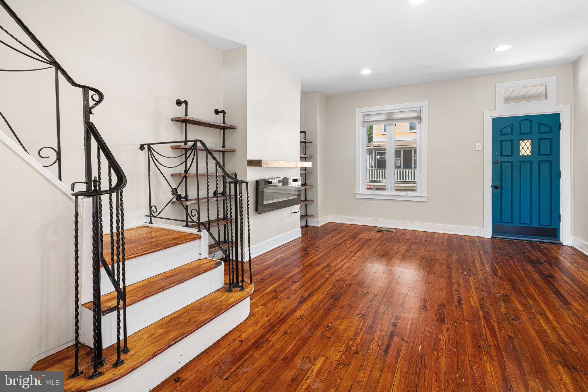 138 E PLEASANT STREET