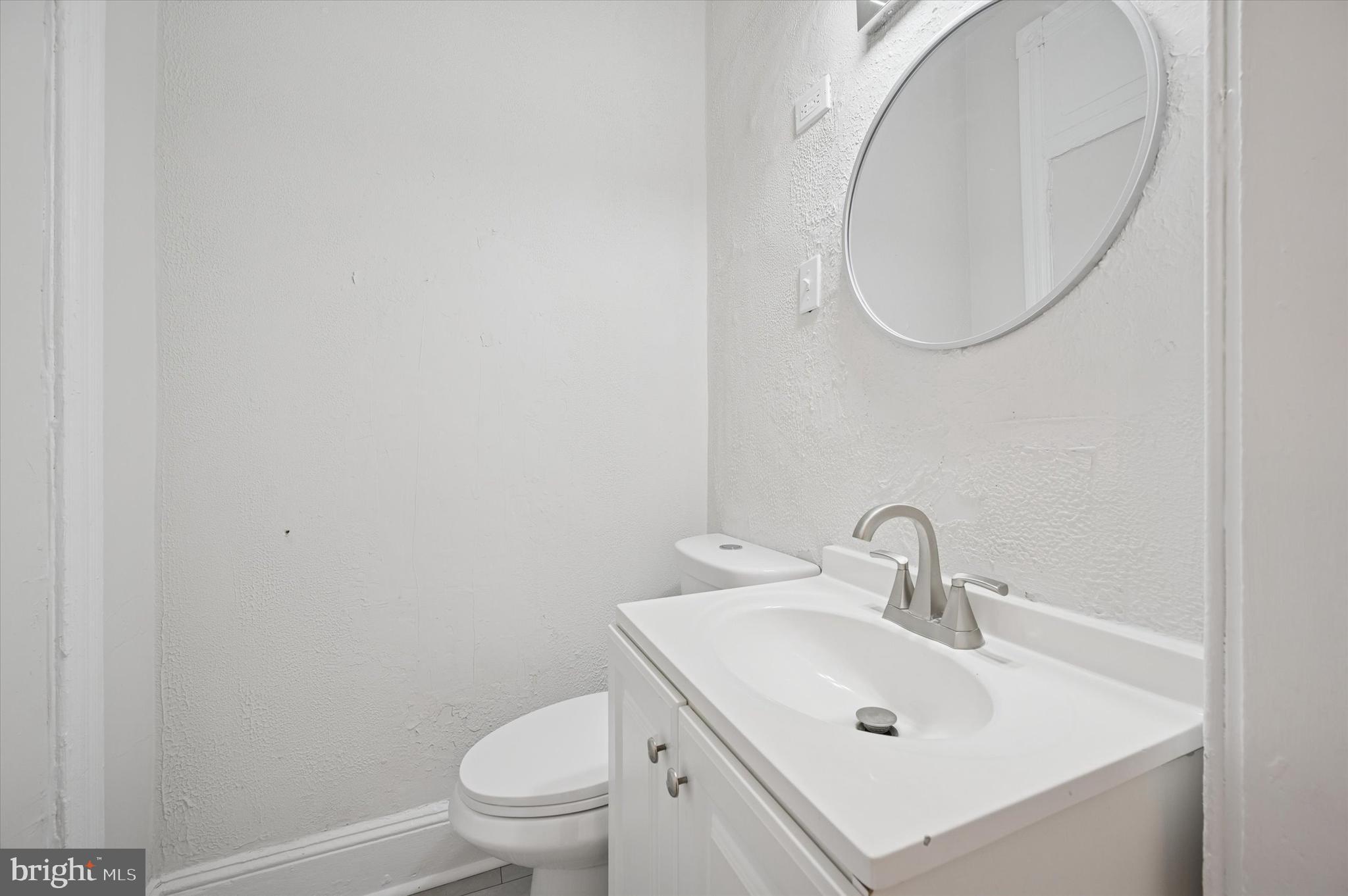 2232 S FELTON STREET