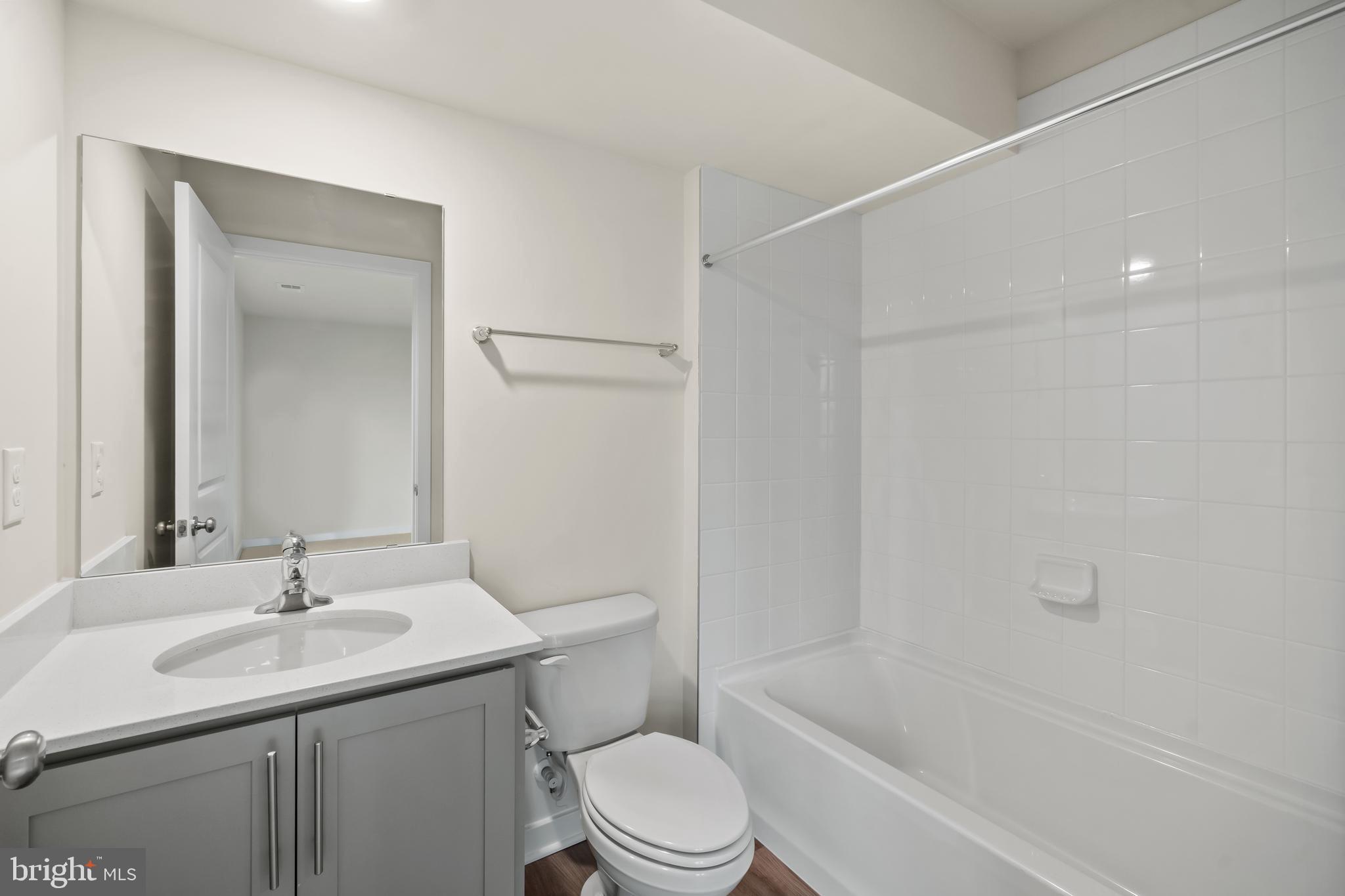 PINEGROVE - Residential