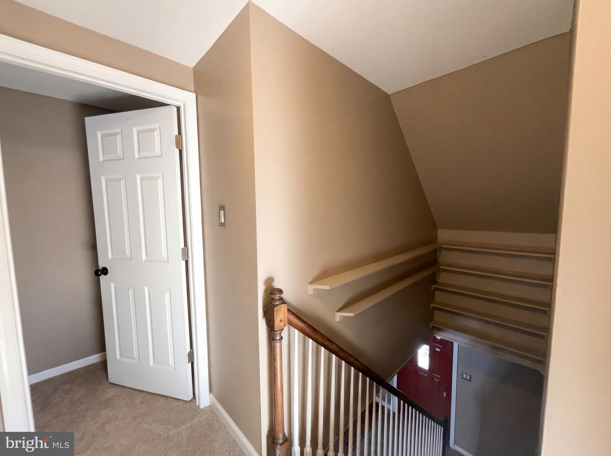 MEADOWBROOK - Residential