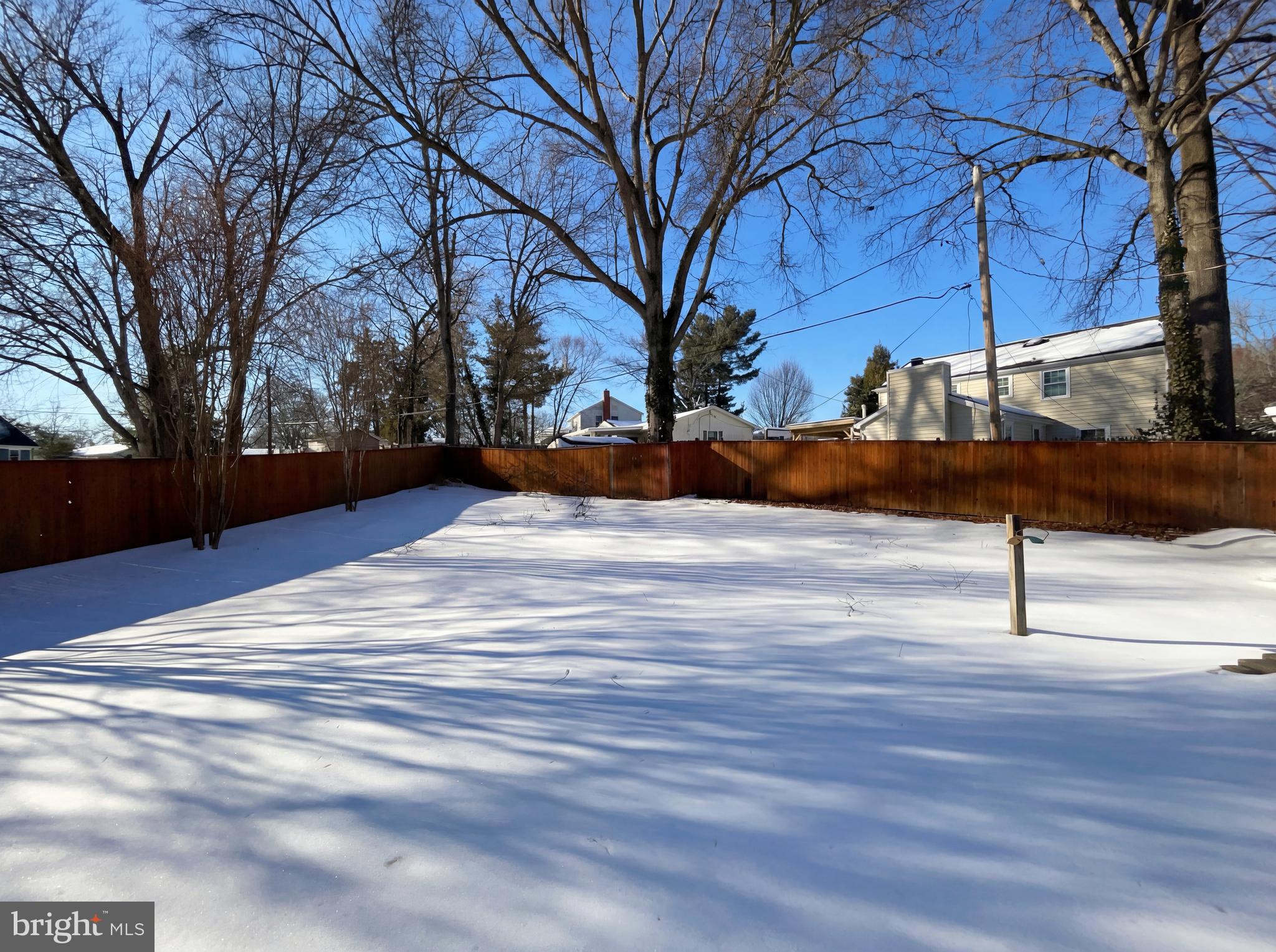 MEADOWBROOK - Residential