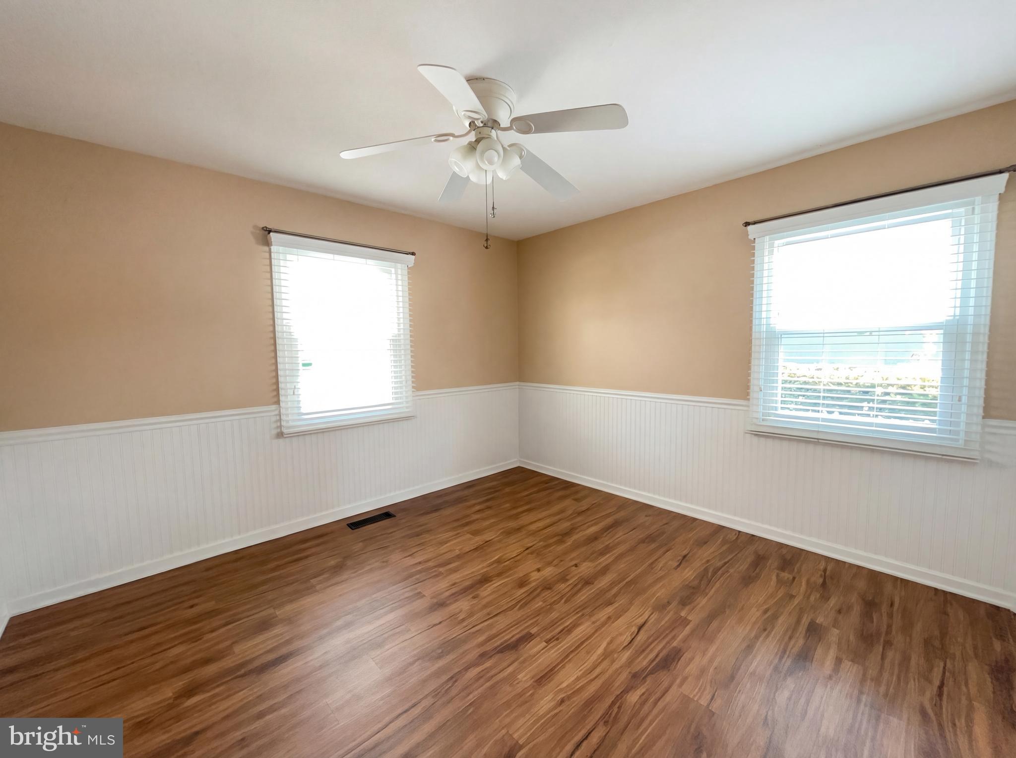 MEADOWBROOK - Residential