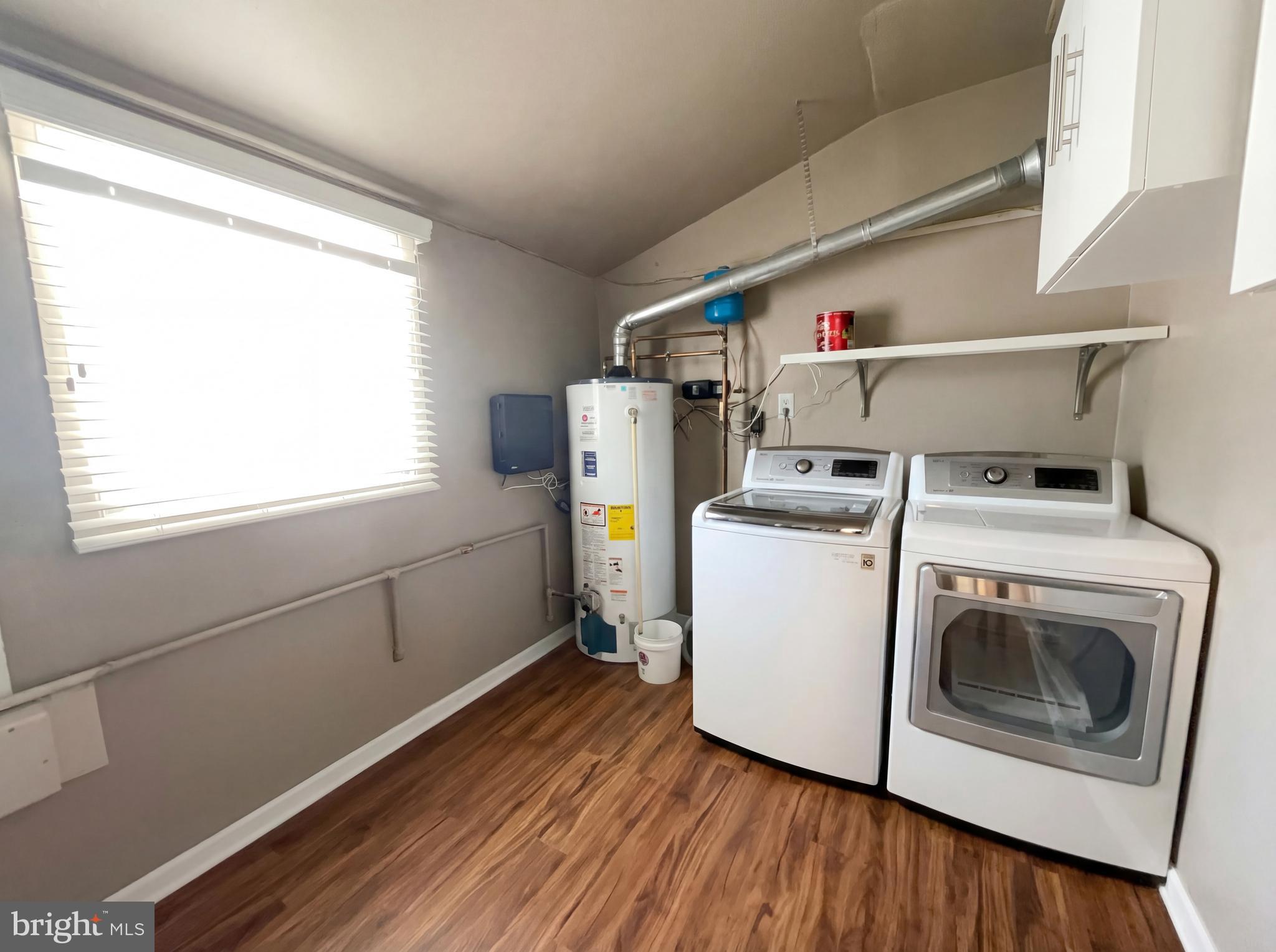 MEADOWBROOK - Residential