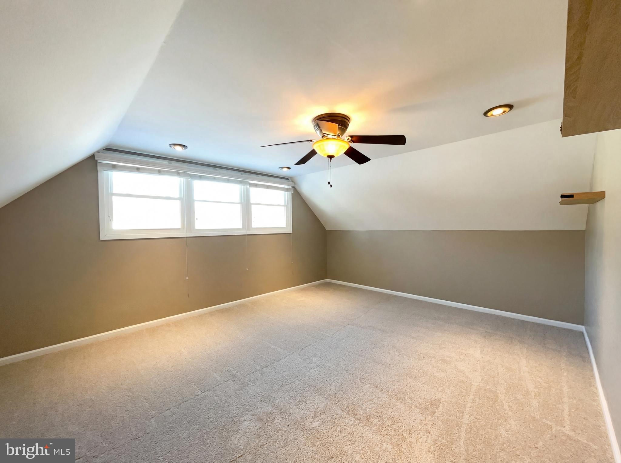 MEADOWBROOK - Residential