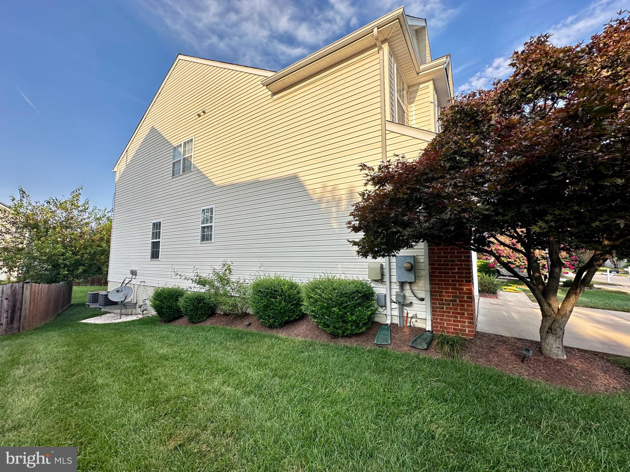 13103 BIGLEAF MAPLE COURT