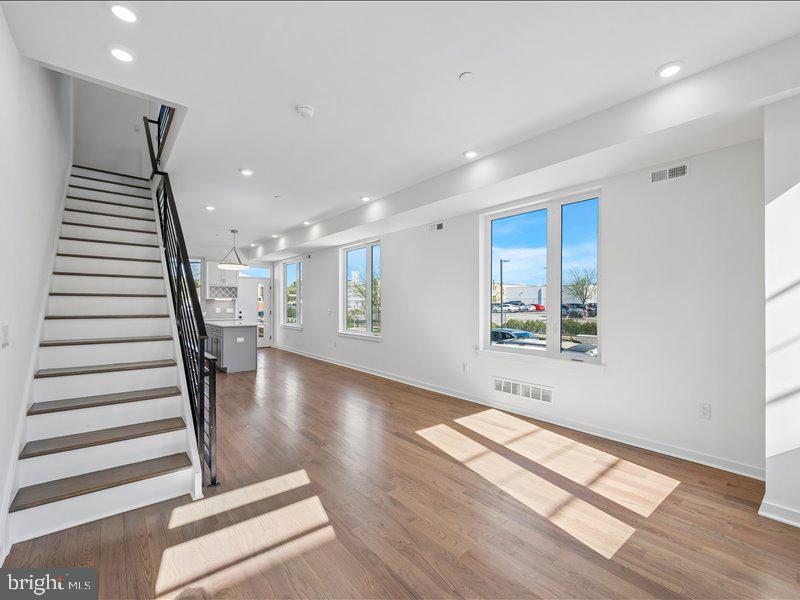 GRAYS FERRY - Residential