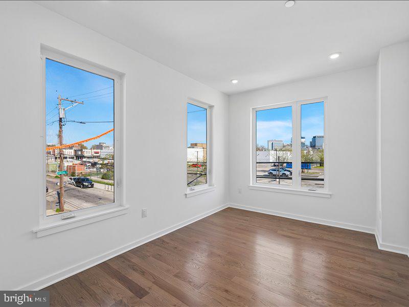 GRAYS FERRY - Residential