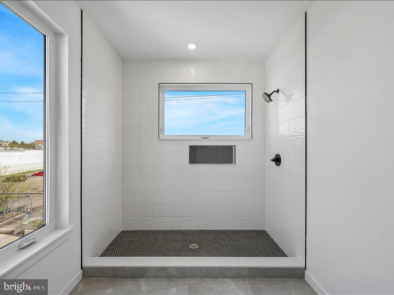 GRAYS FERRY - Residential