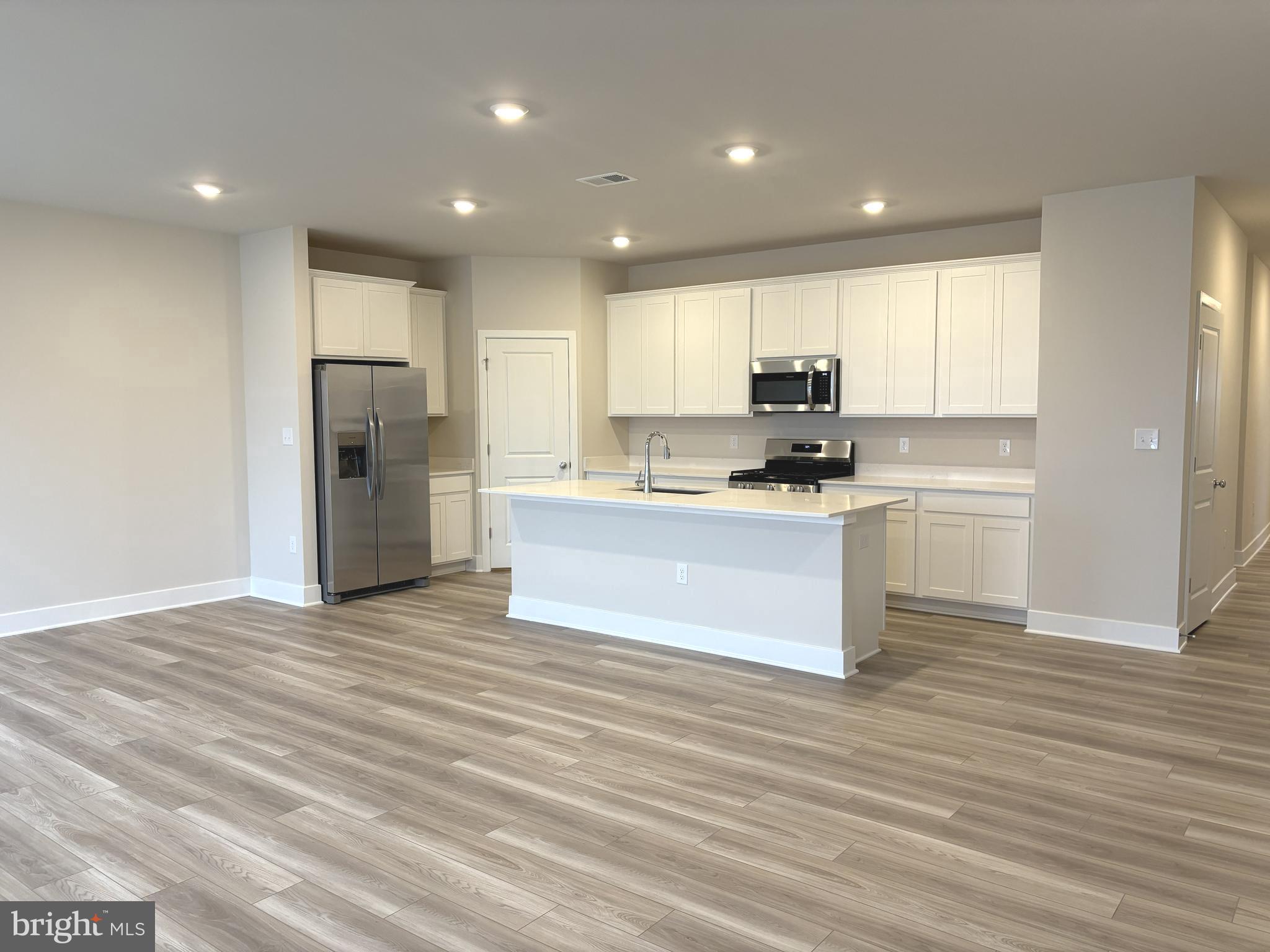 15820 SEAWATCH DRIVE