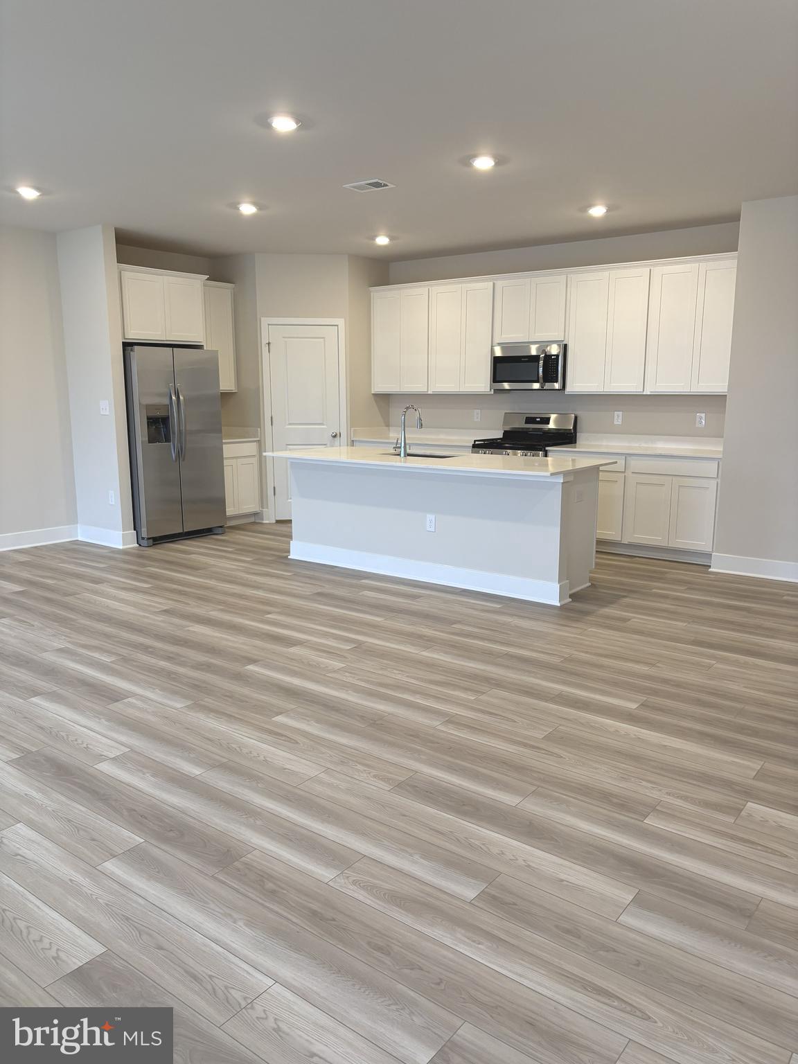 15820 SEAWATCH DRIVE