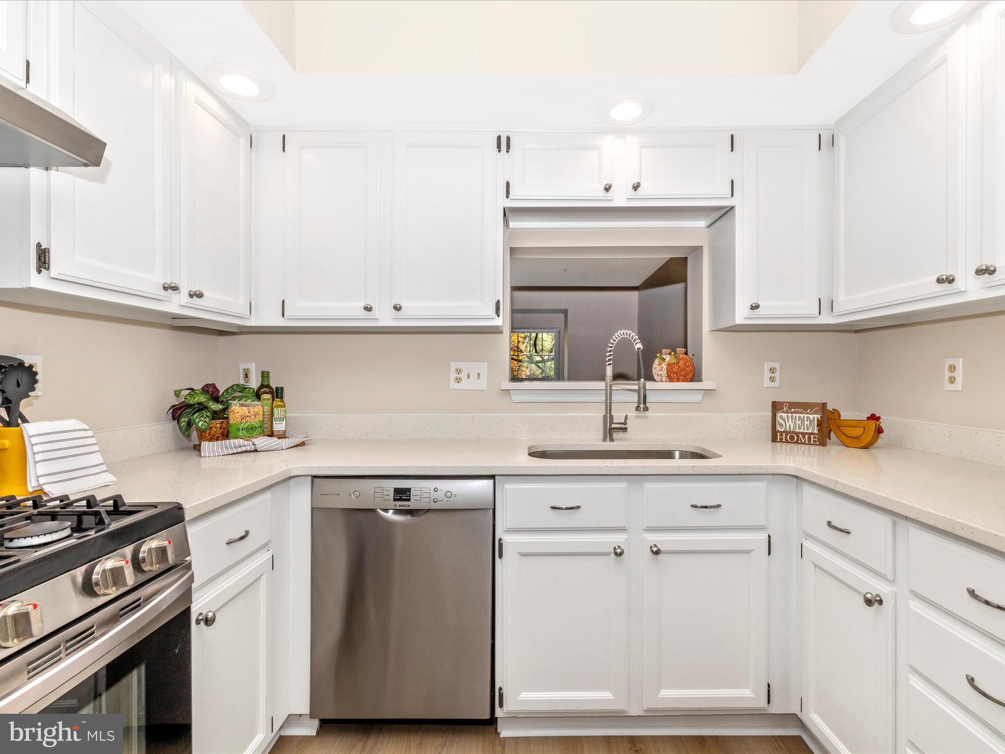 CHURCHILL TOWN SECTOR - Residential