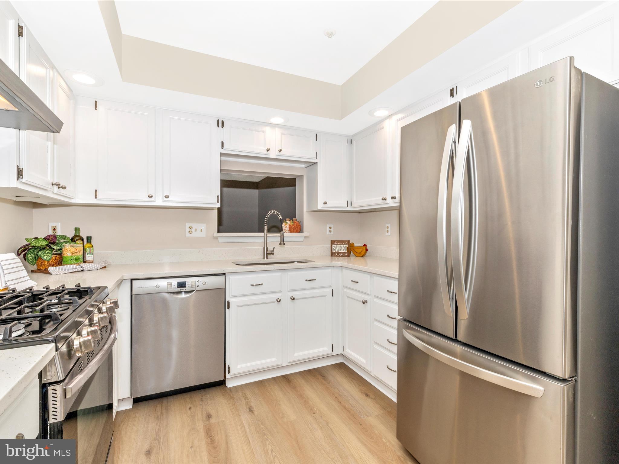 CHURCHILL TOWN SECTOR - Residential