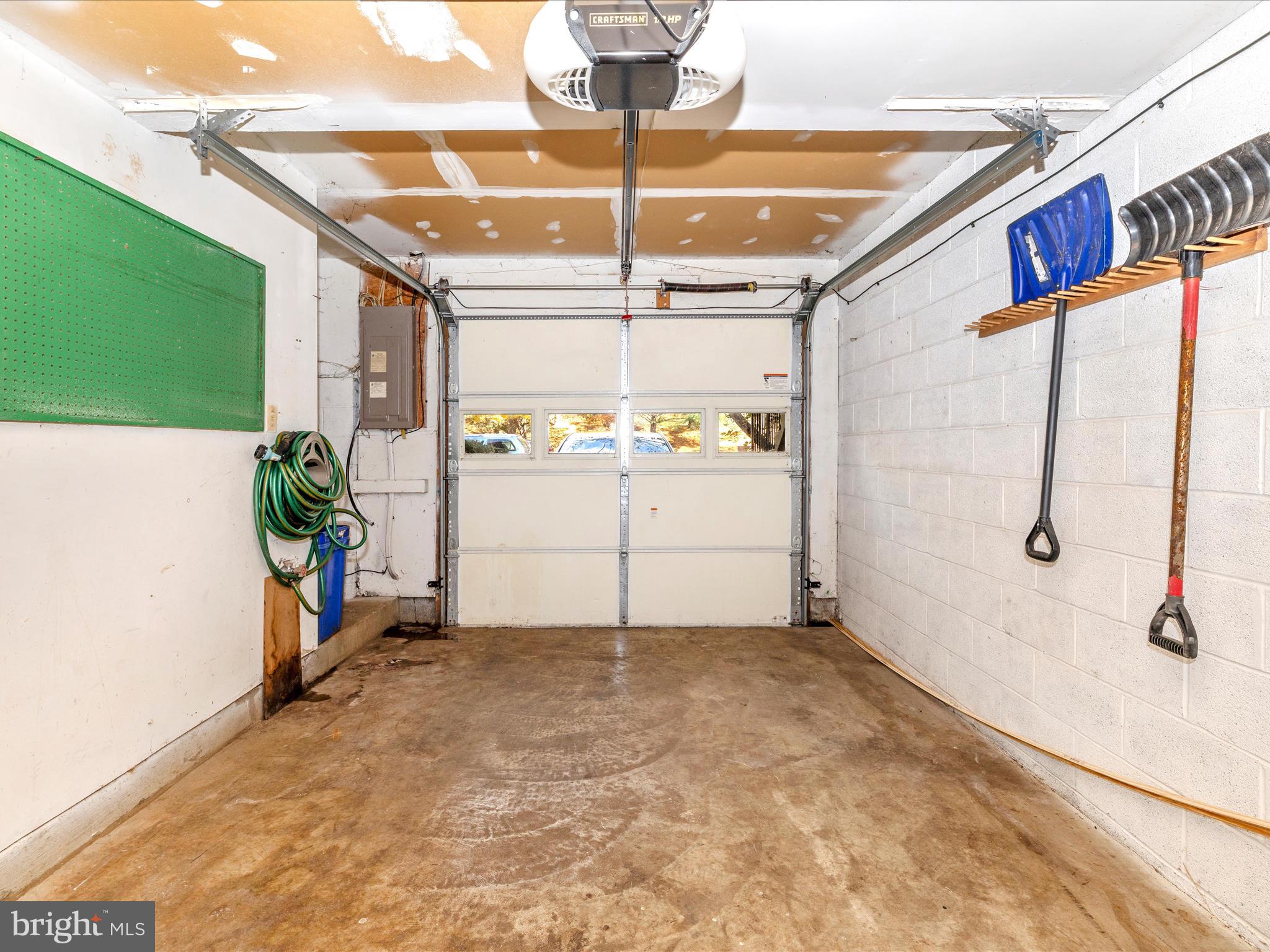 CHURCHILL TOWN SECTOR - Residential