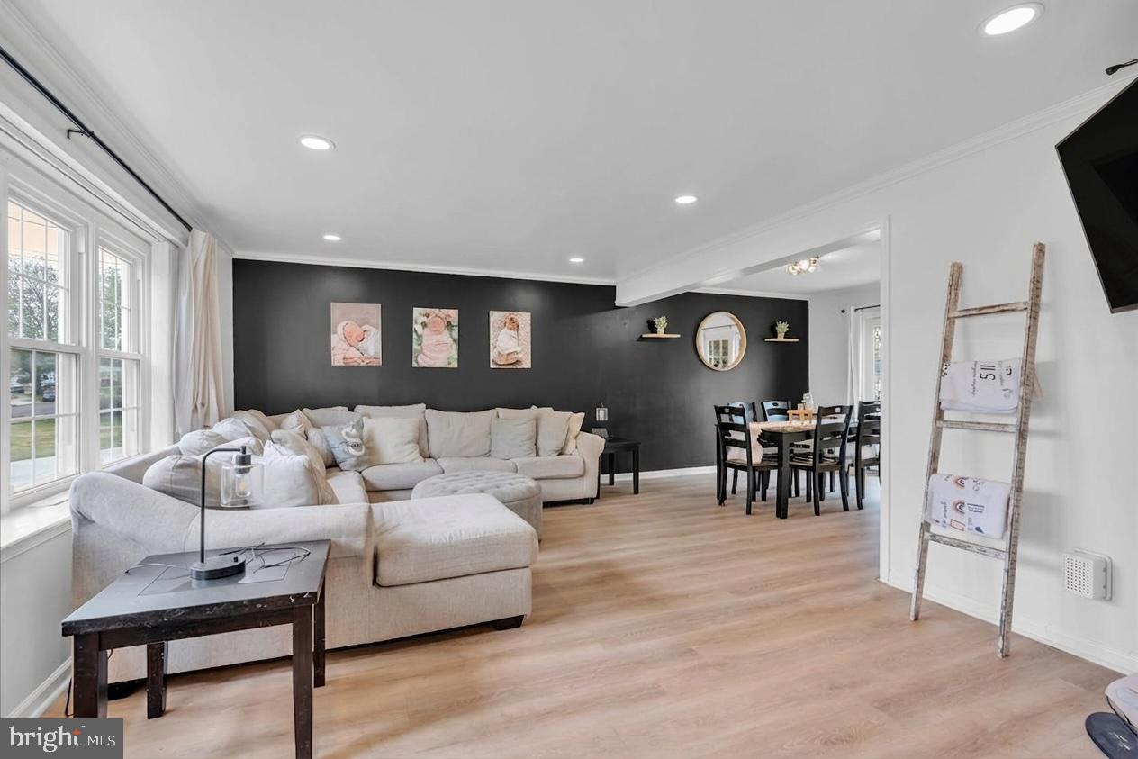 42 CORNELL DRIVE