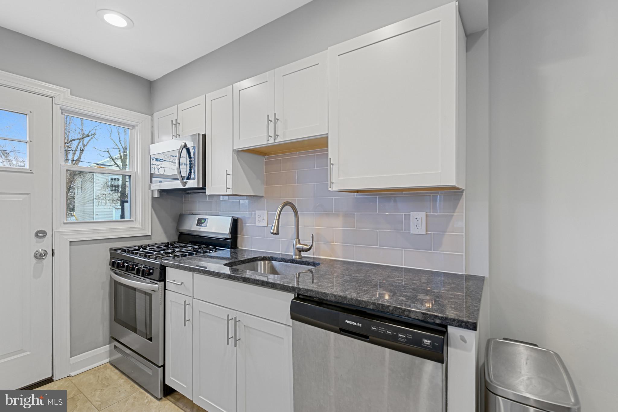 WEST INVERNESS - Residential