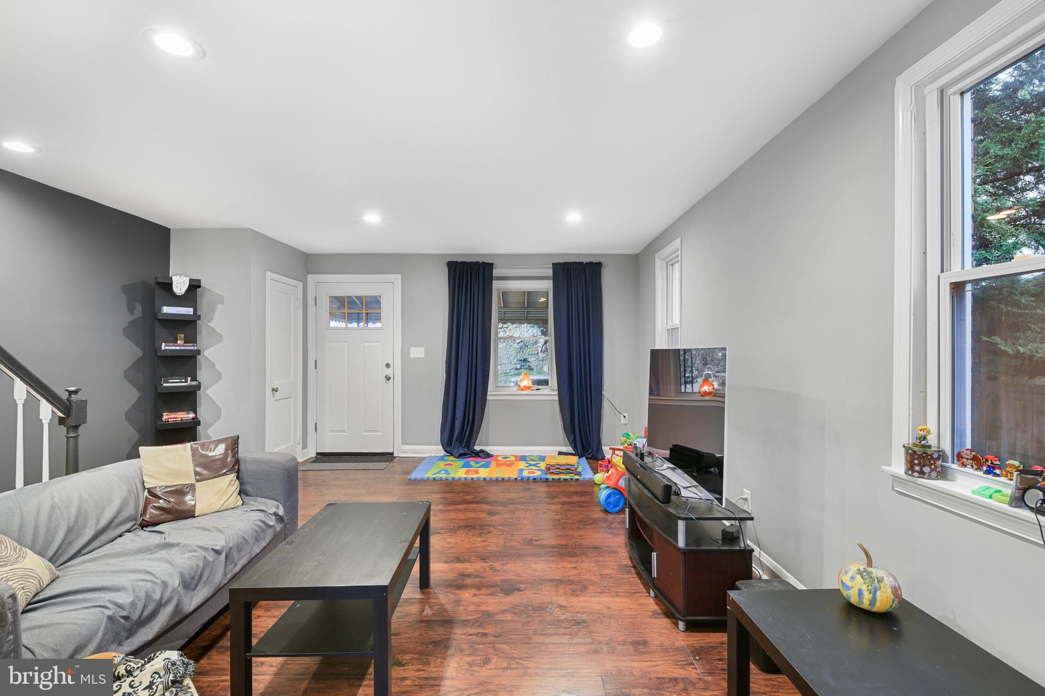 WEST INVERNESS - Residential