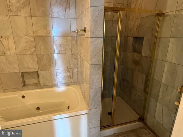 TUSCANY-CANTERBURY - Residential