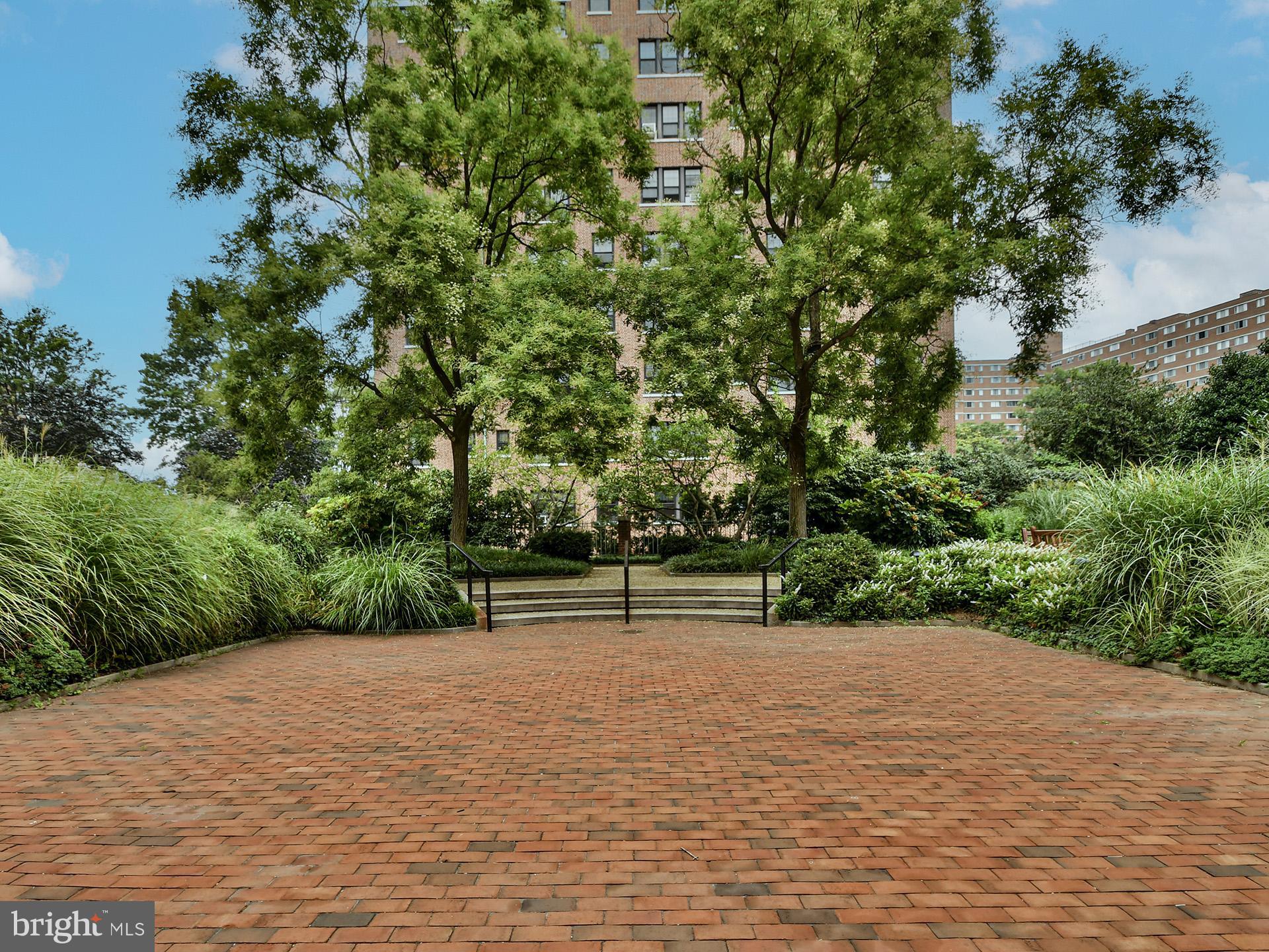 TUSCANY-CANTERBURY - Residential