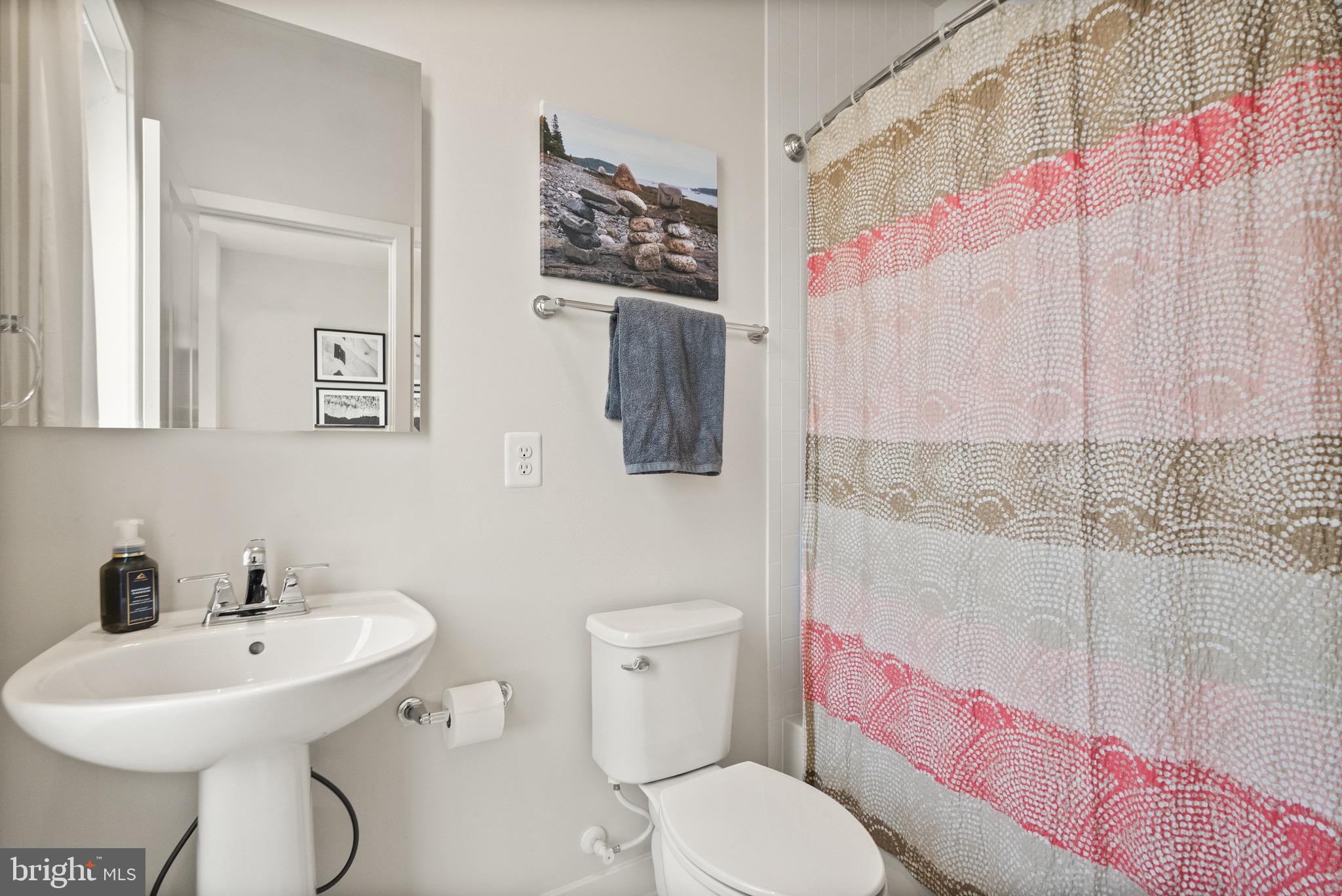 WESTSIDE AT SHADY GROVE METRO - Residential