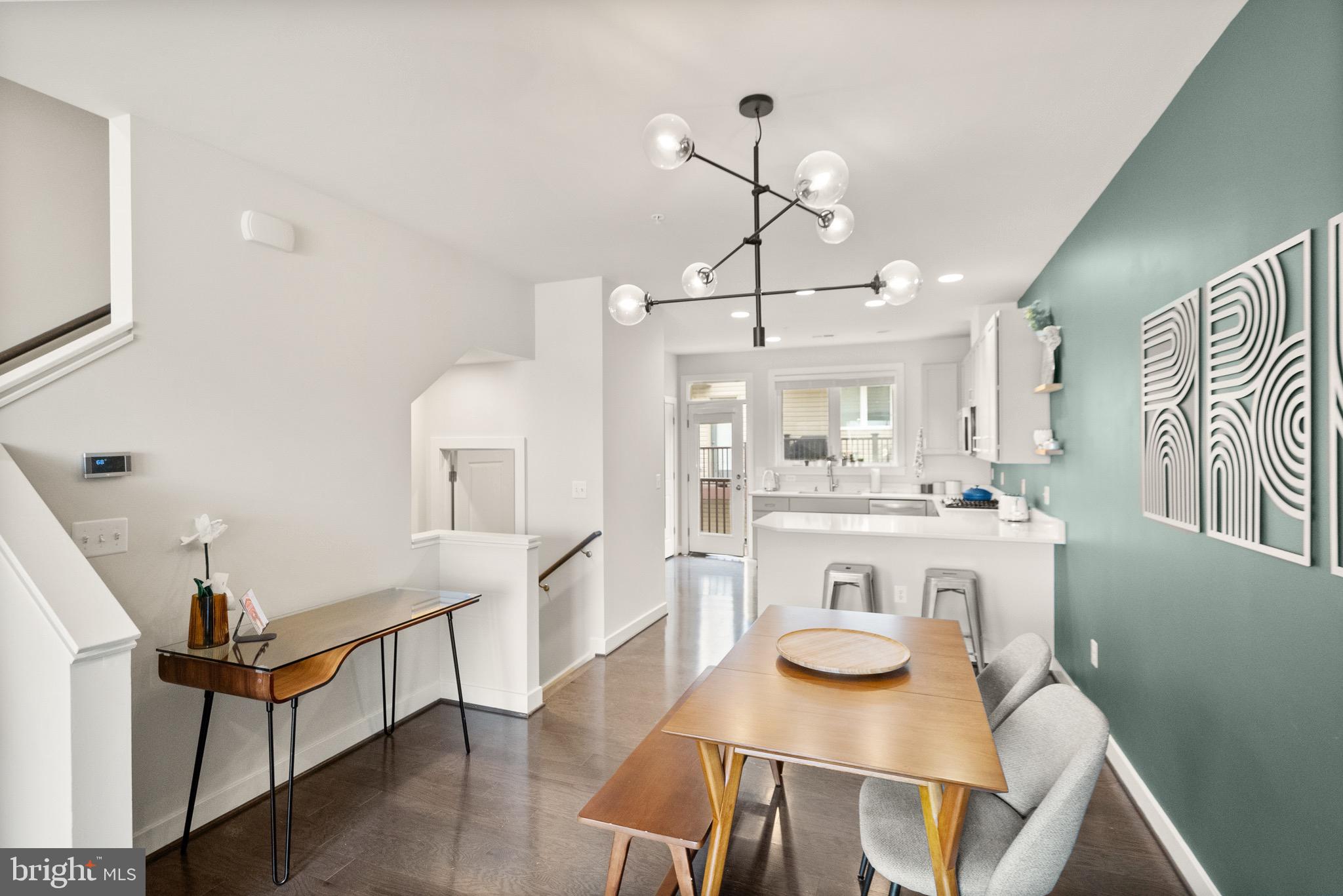 WESTSIDE AT SHADY GROVE METRO - Residential