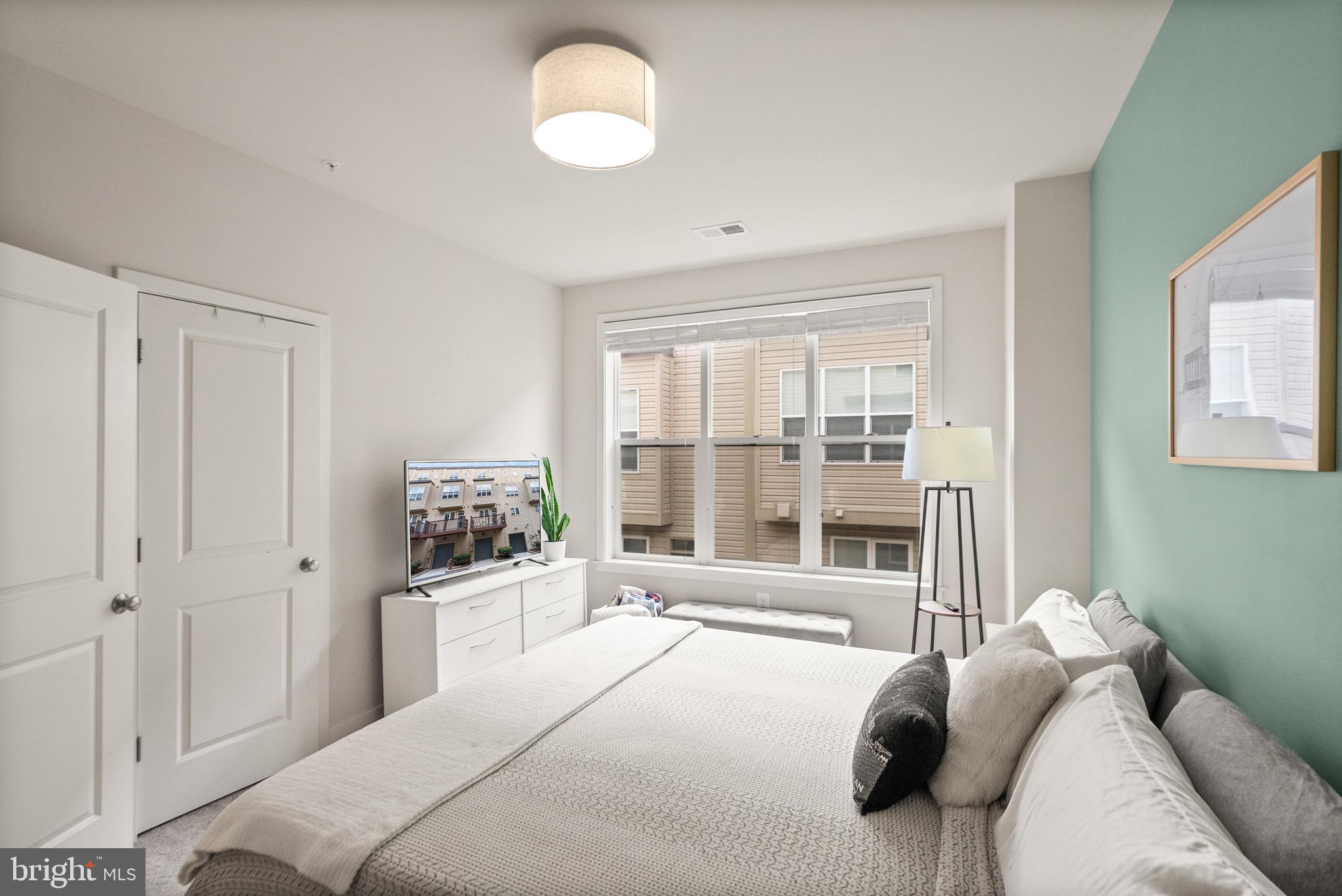 WESTSIDE AT SHADY GROVE METRO - Residential